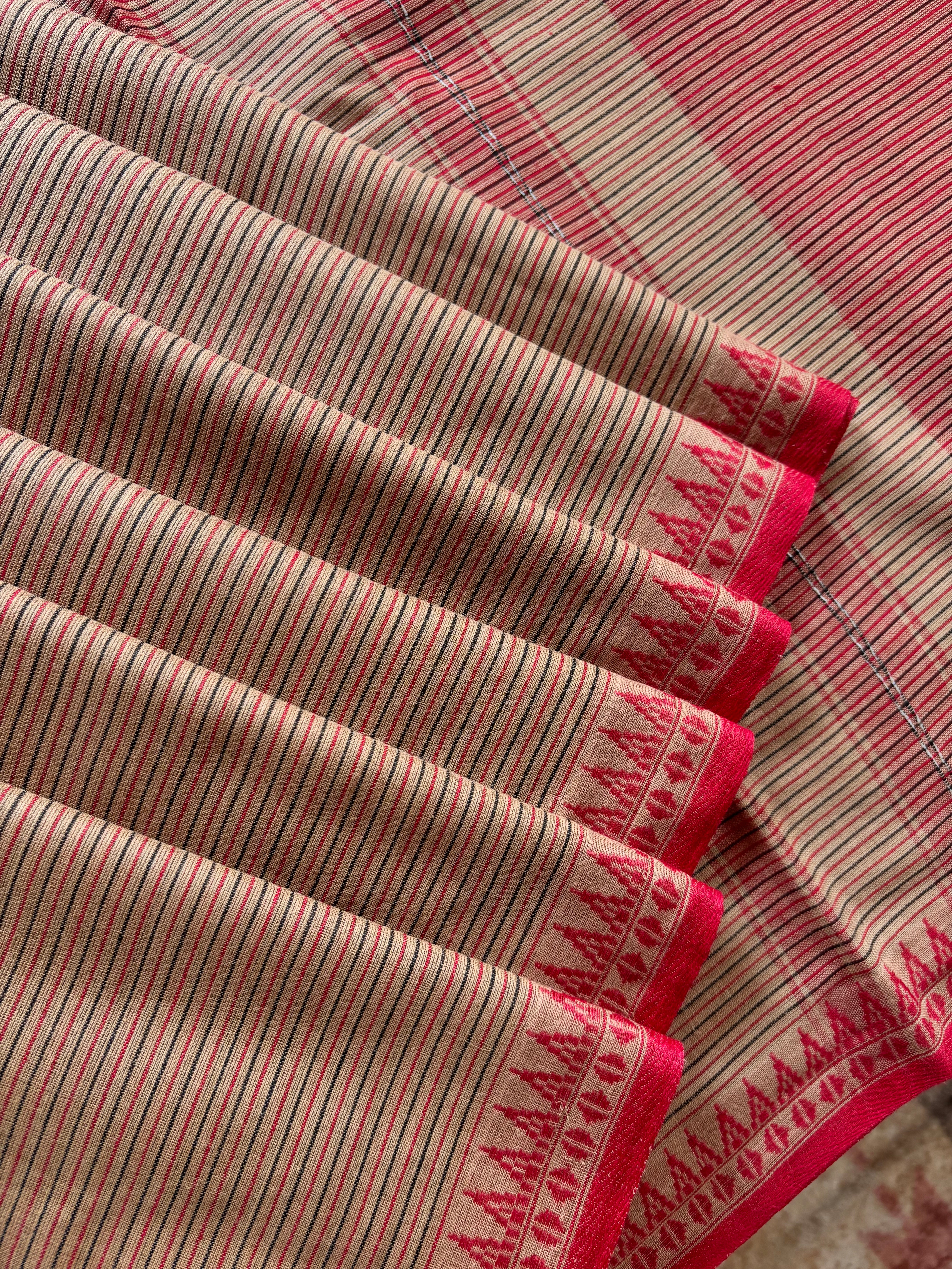 Handwoven Beige Colour Dhonekhali Cotton Saree