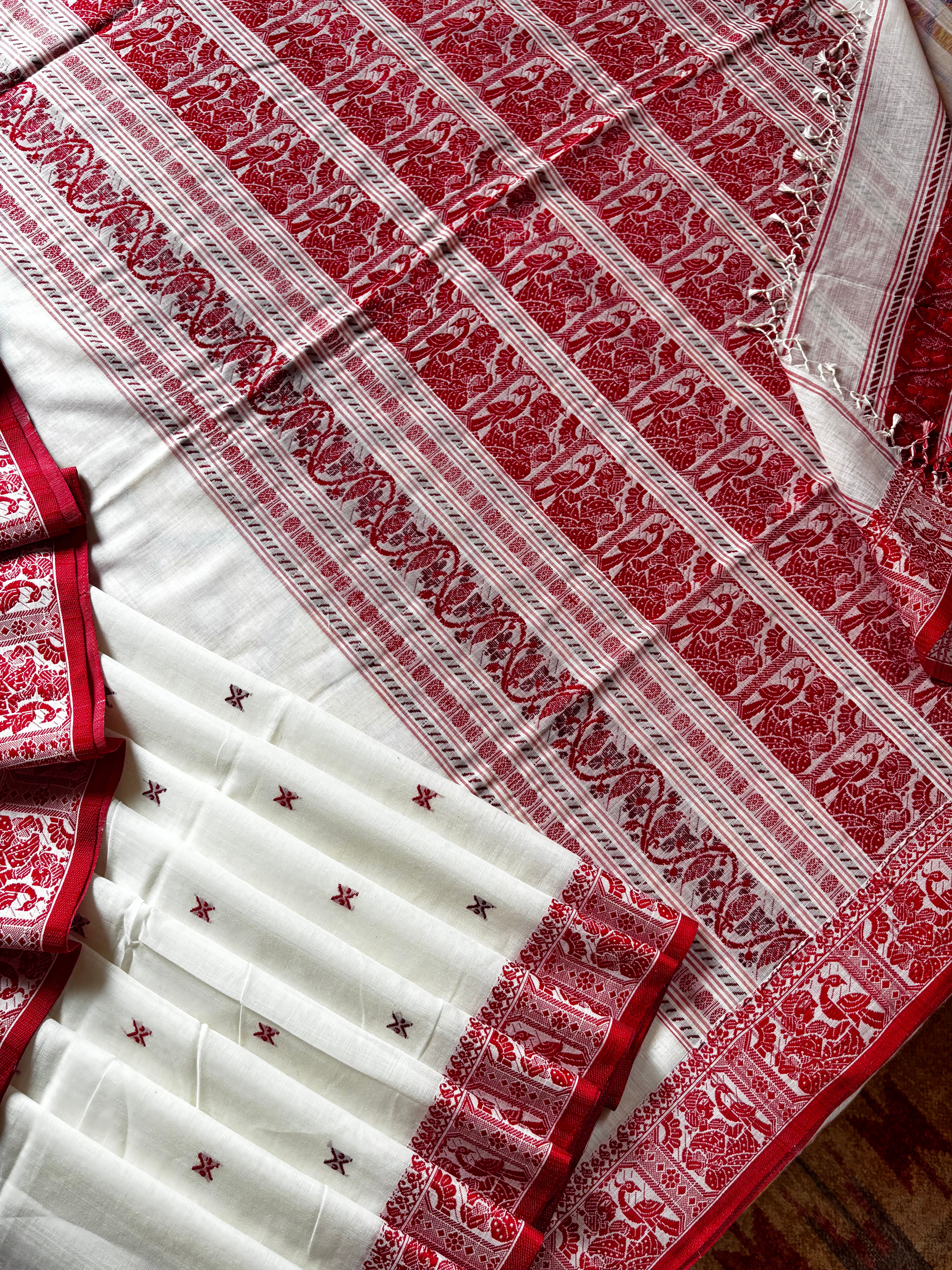 Handwoven White Red Cotton Baluchari Saree
