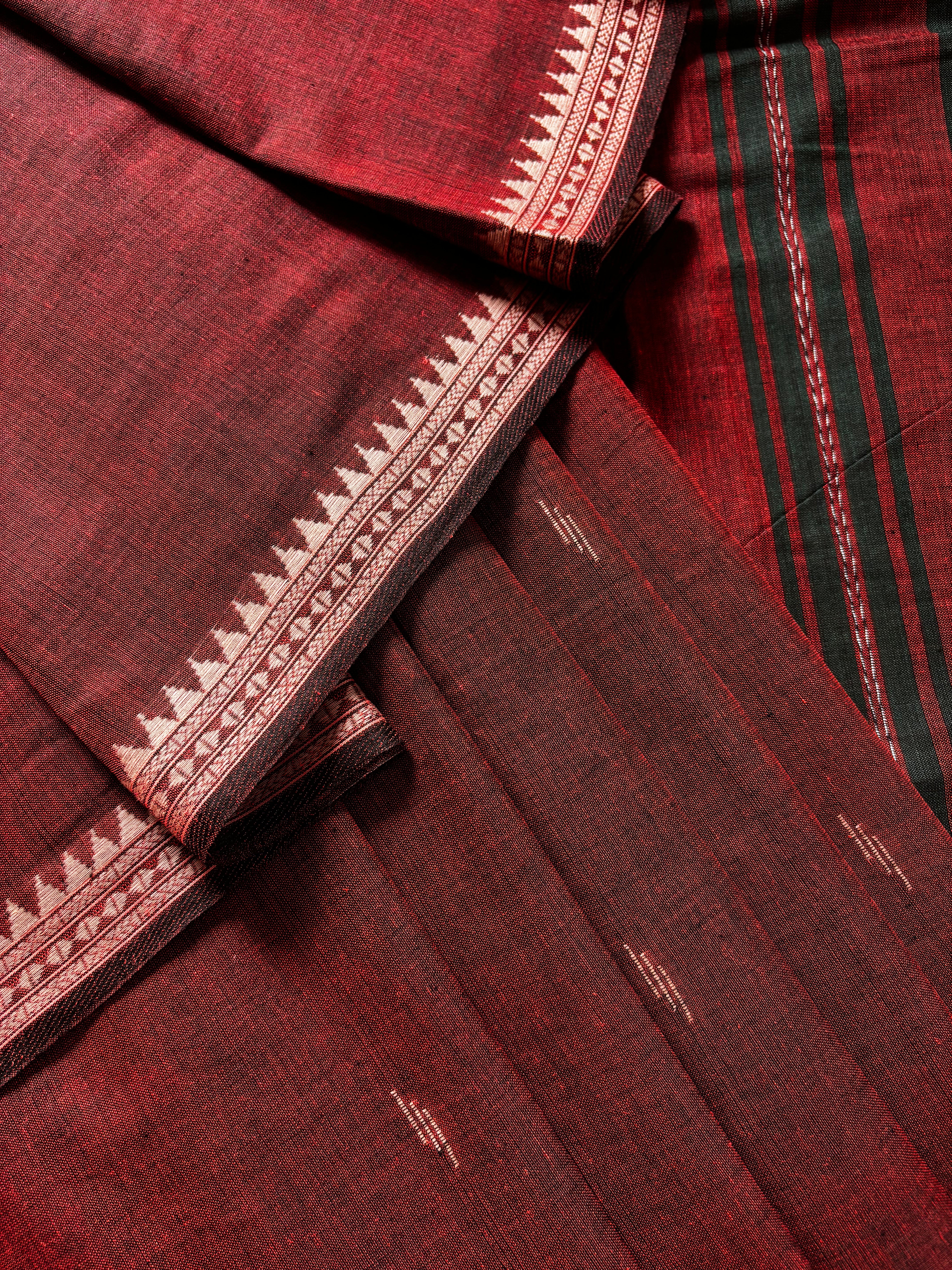 Handwoven Rust Beige Pure Cotton Dhonekhali Saree