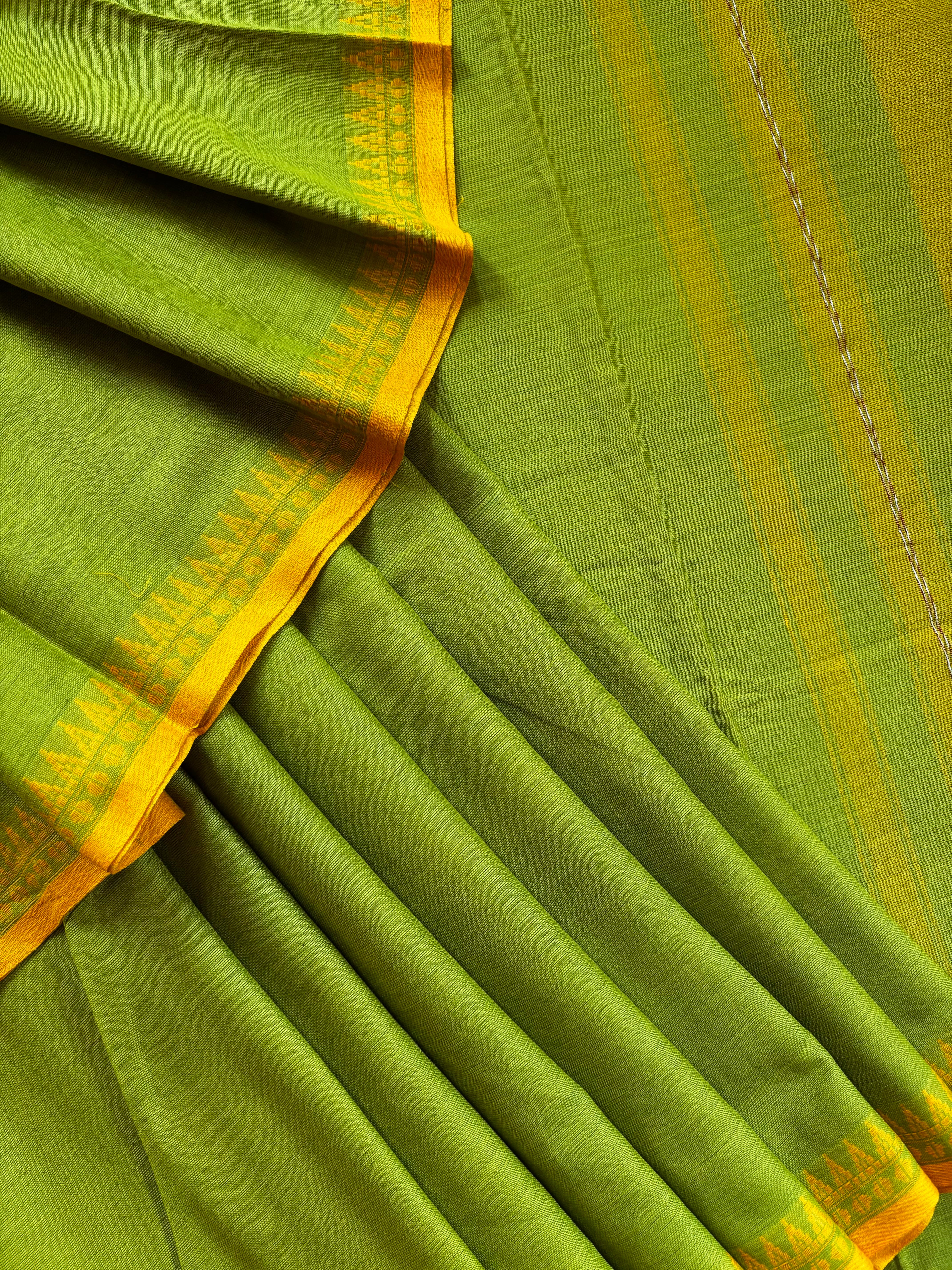 Handwoven Parrot Green Colour Dhonekhali Cotton Saree