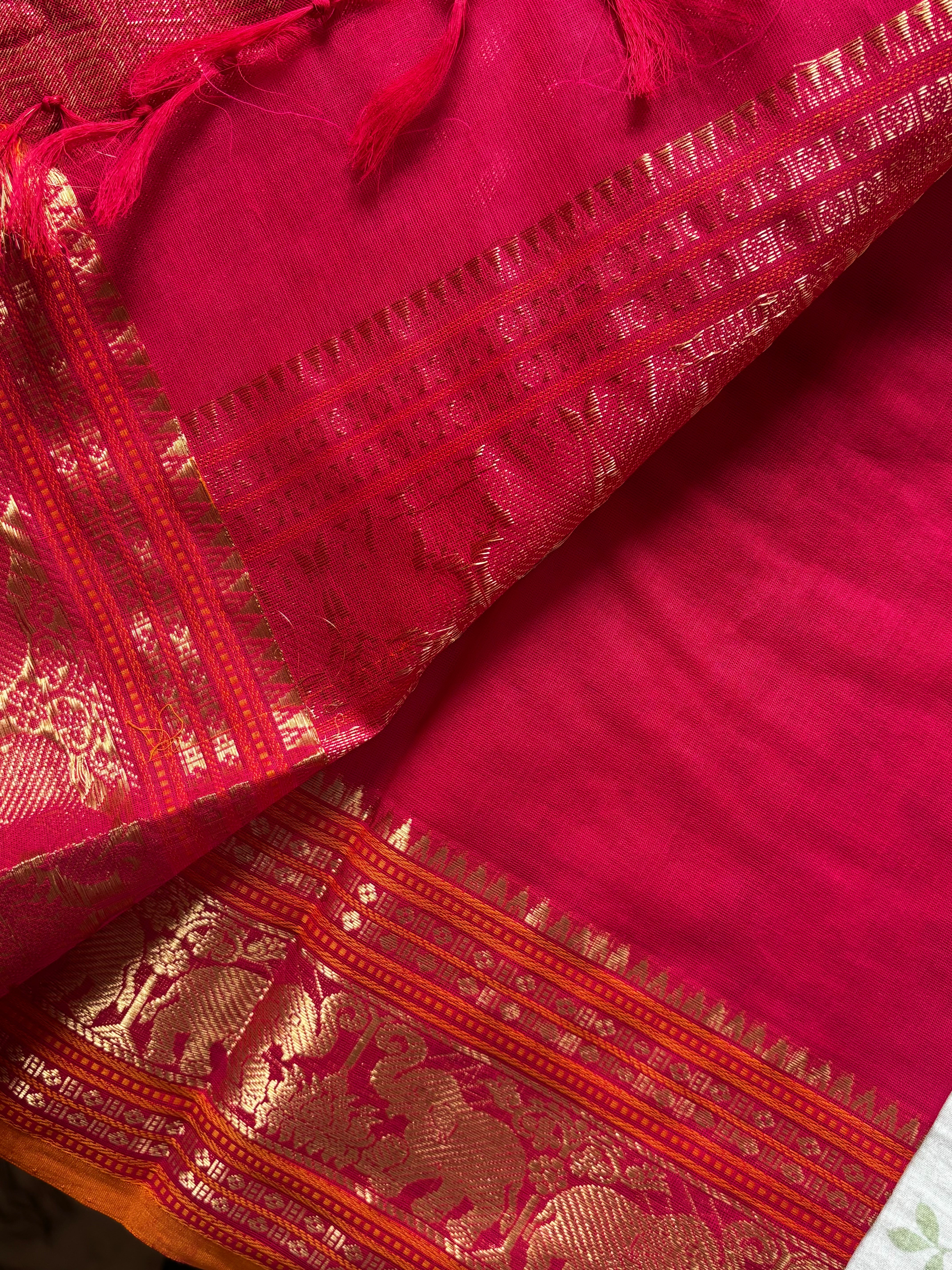 Handwoven Hot Pink Red Dual Toned Kanchipuram Cotton Saree