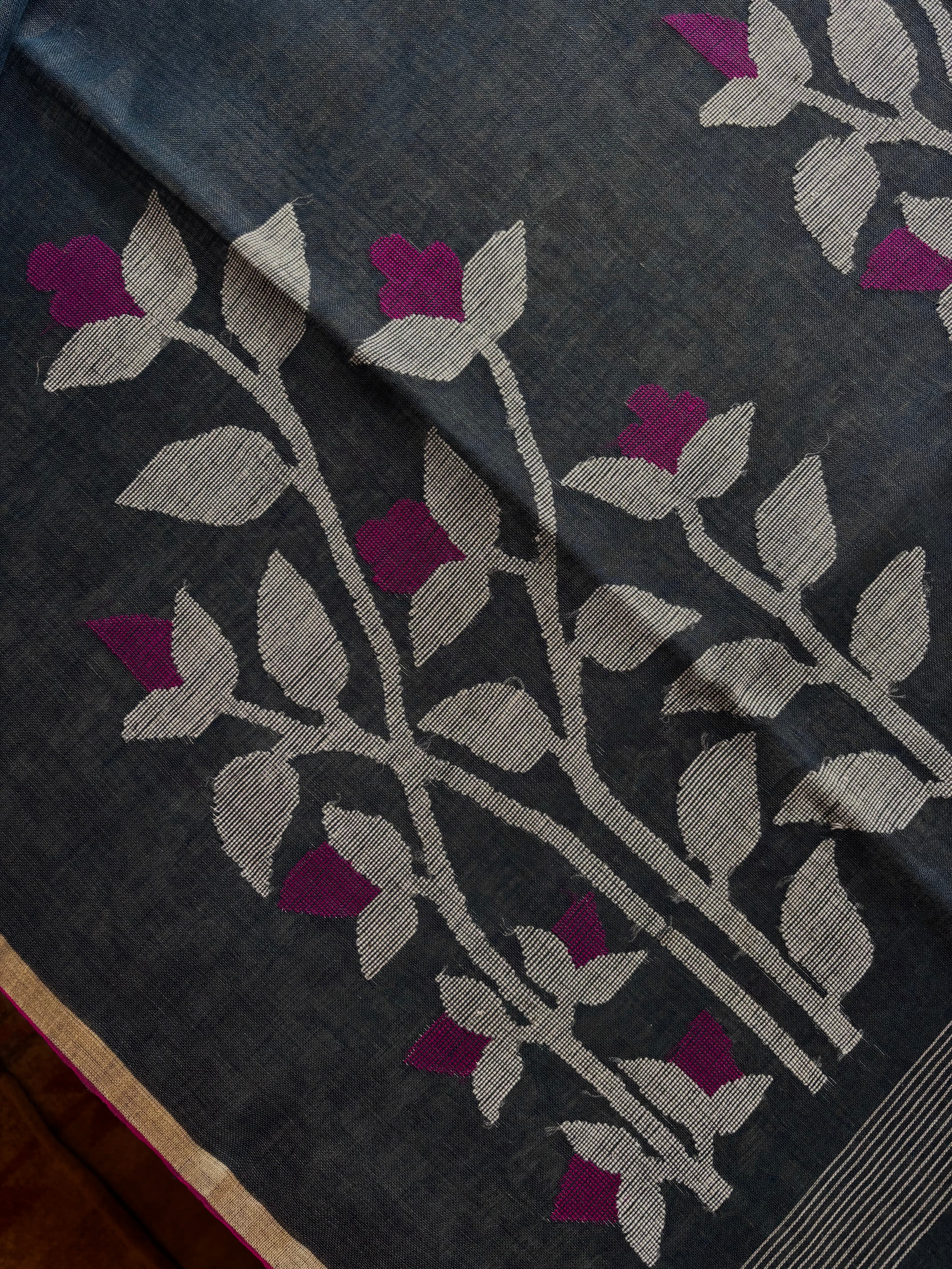 Handwoven Bluish Grey Linen Jamdani Saree