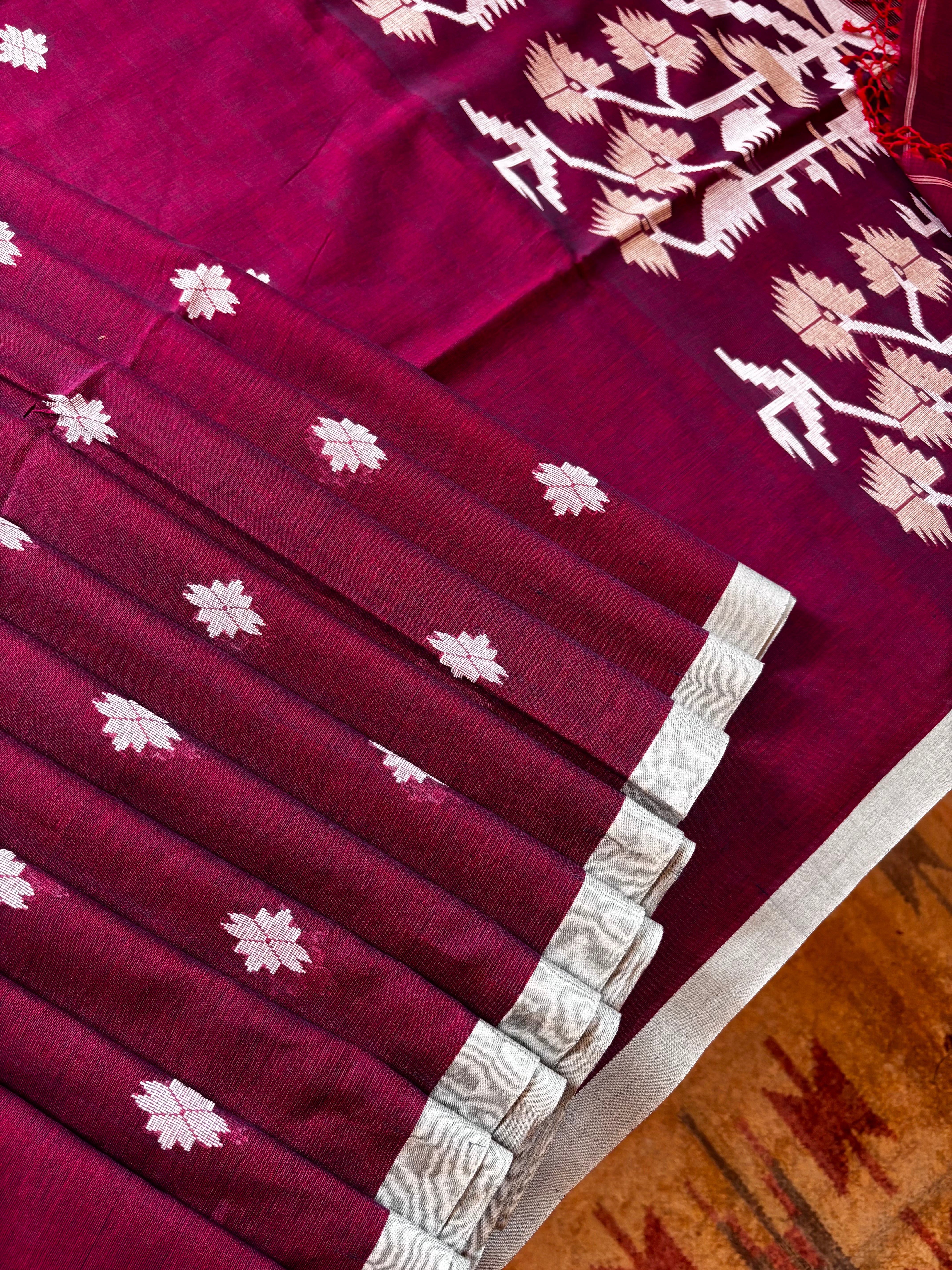 Handwoven Dual Toned Pure Cotton Jamdani Saree
