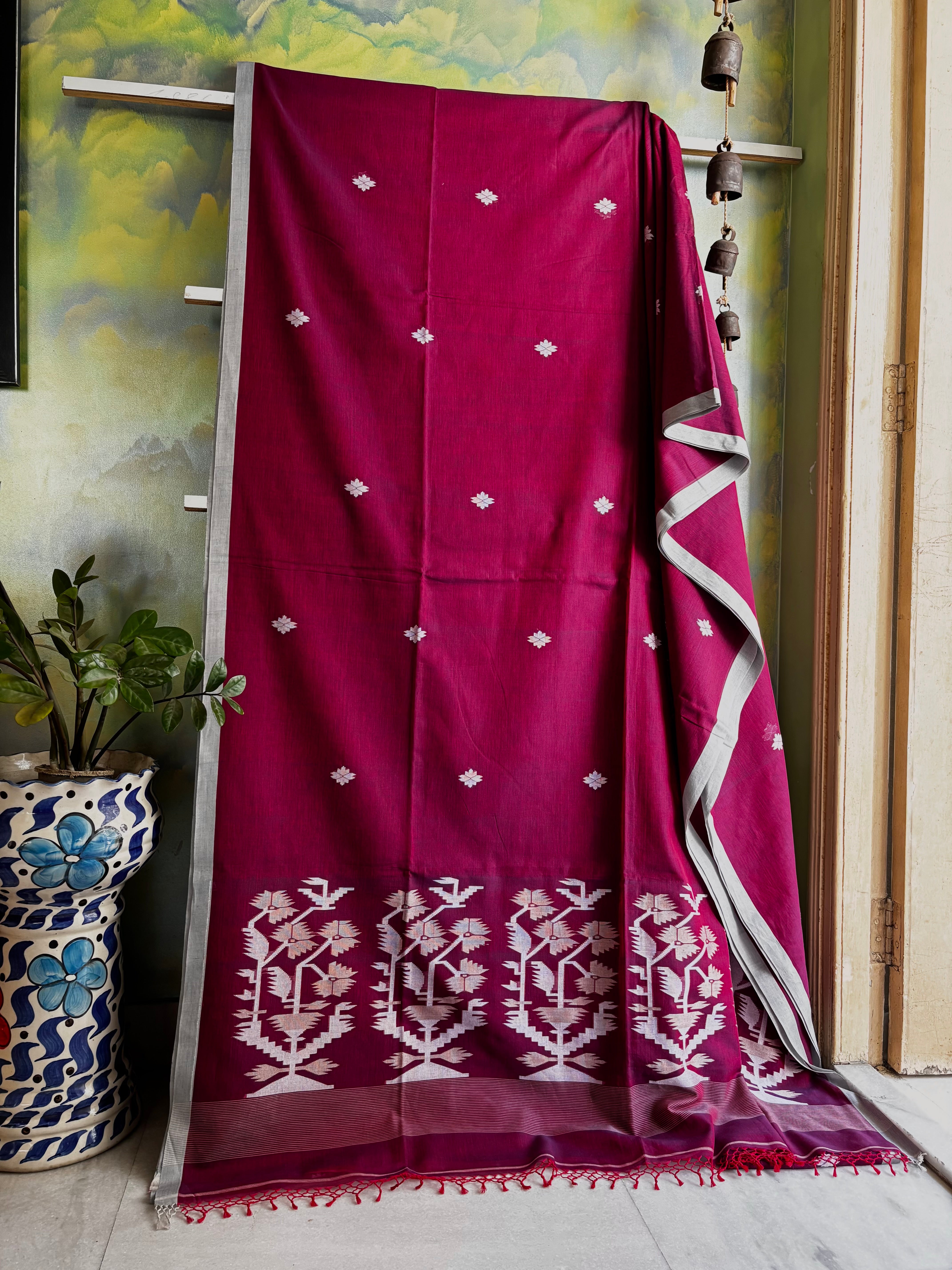 Handwoven Dual Toned Pure Cotton Jamdani Saree