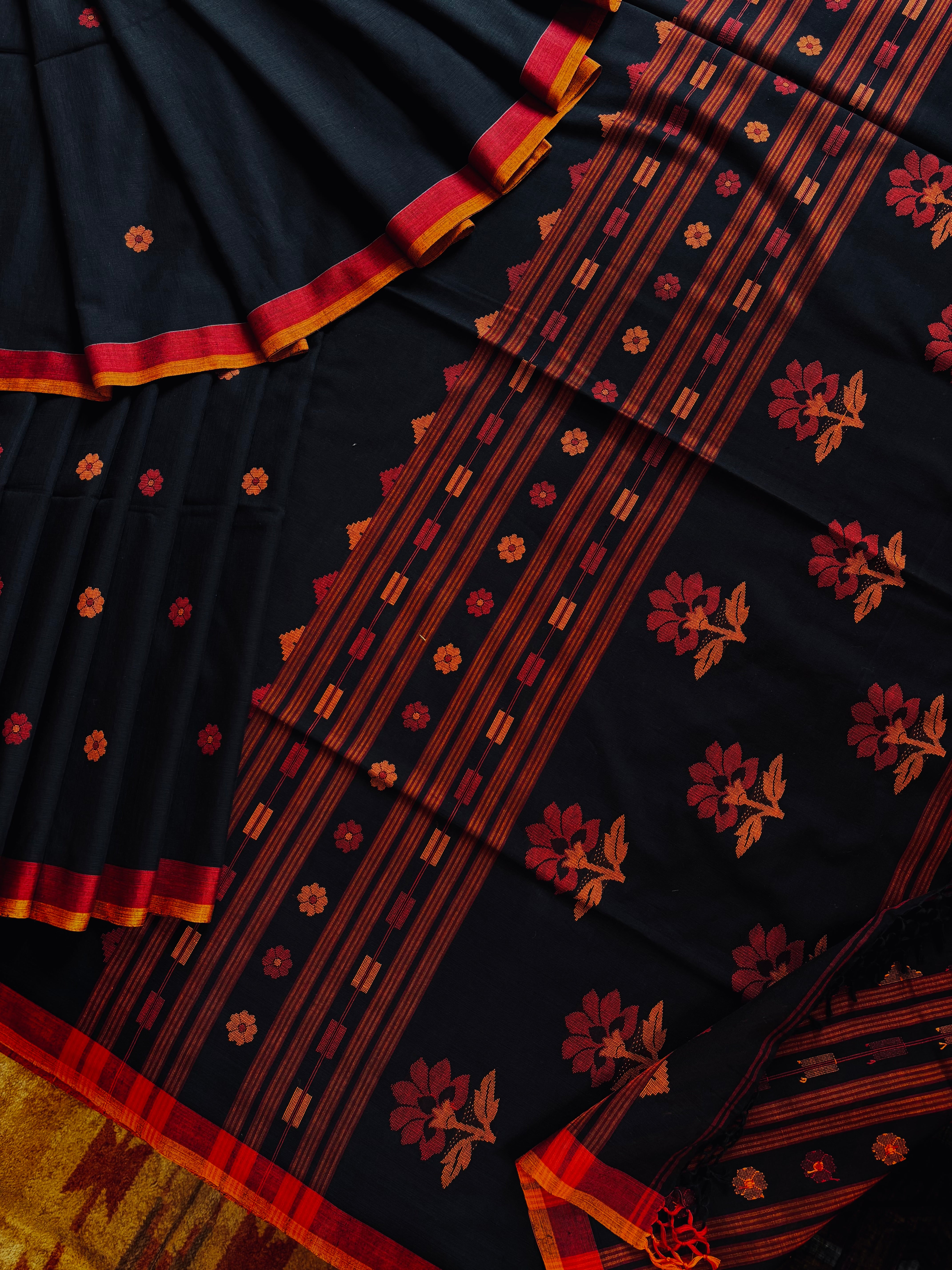 Handwoven Black Red Pure Cotton Jamdani Saree