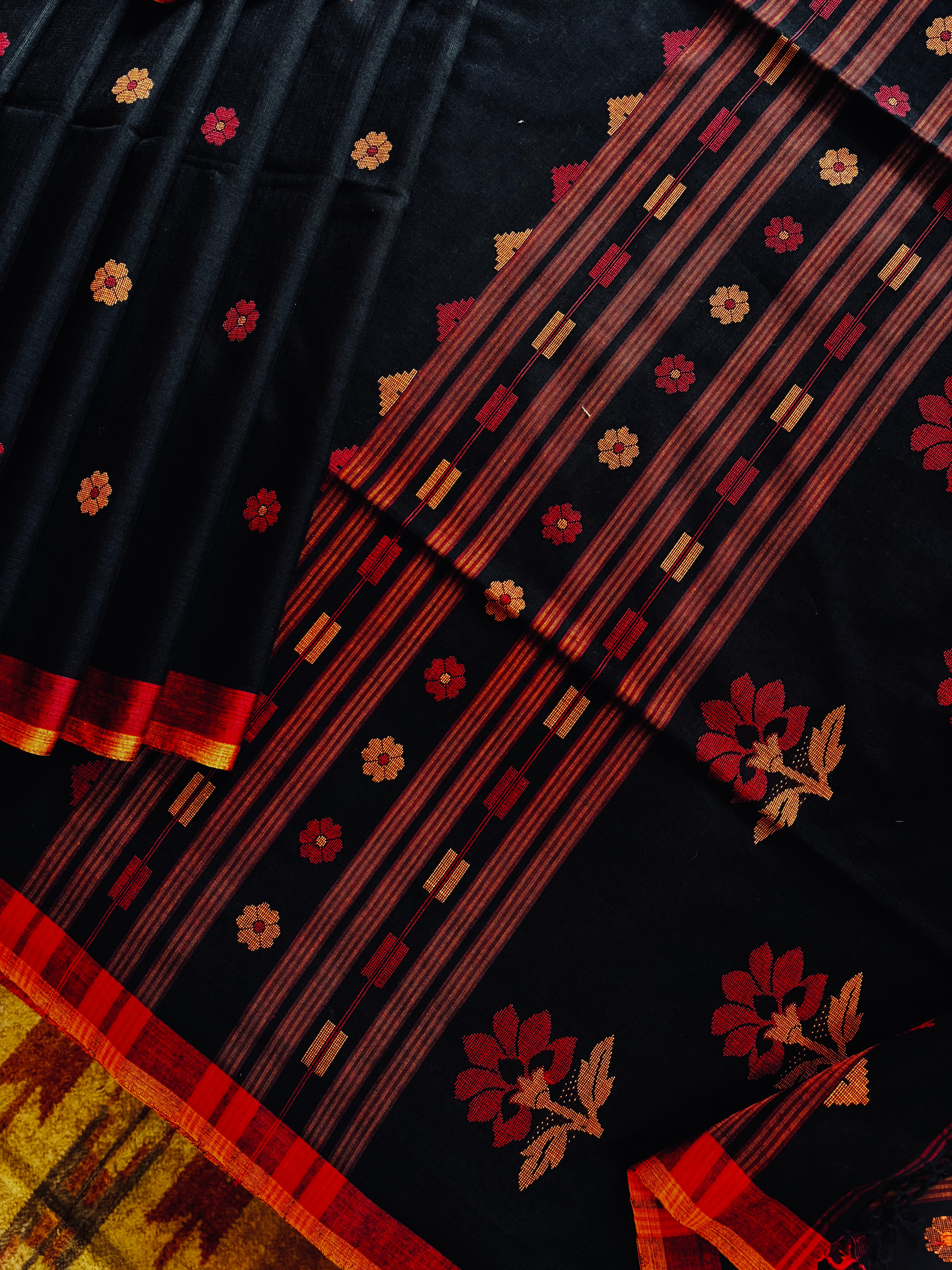 Handwoven Black Red Pure Cotton Jamdani Saree