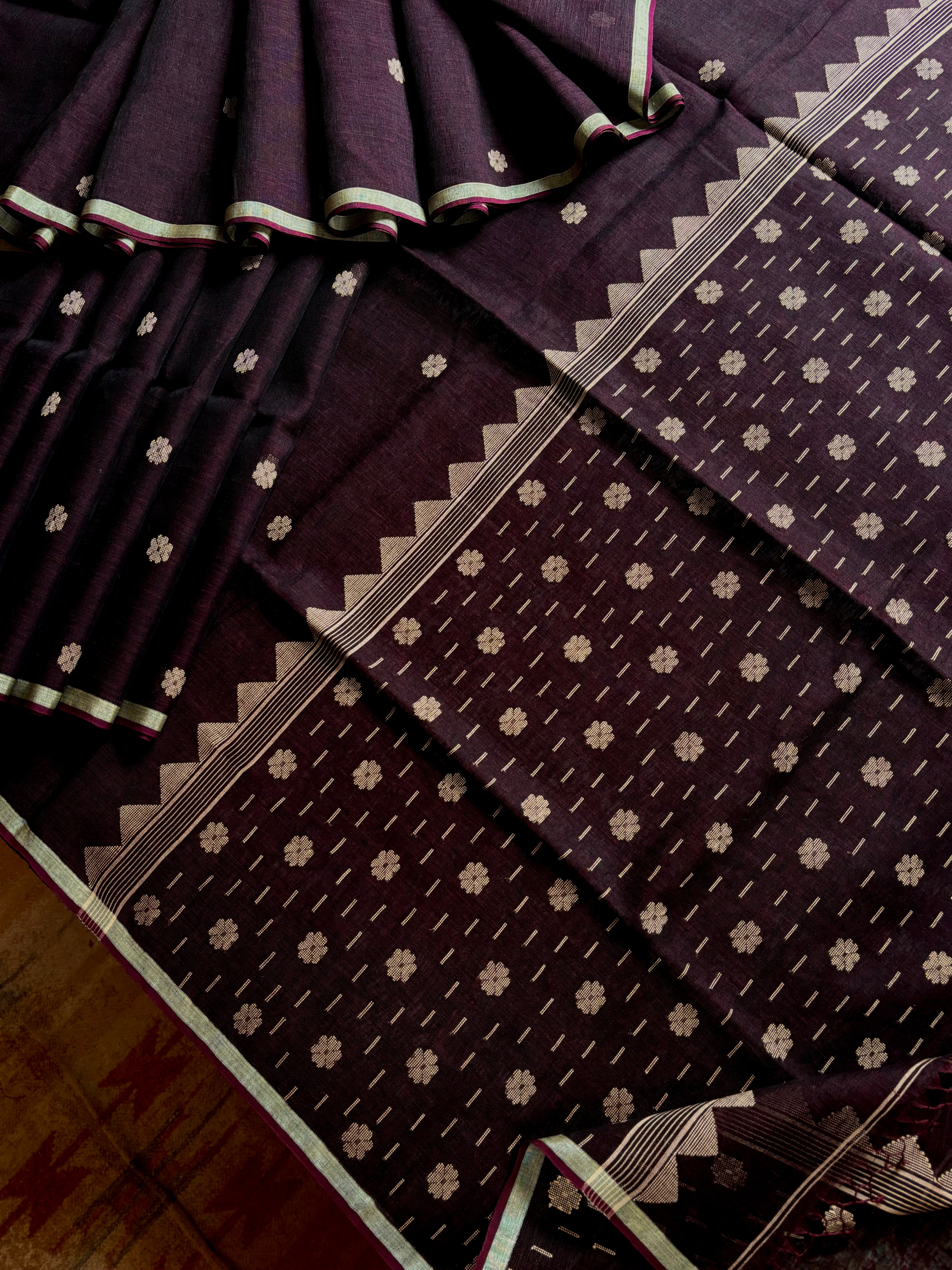 Handwoven Dark Plum Colour Linen Jamdani Saree