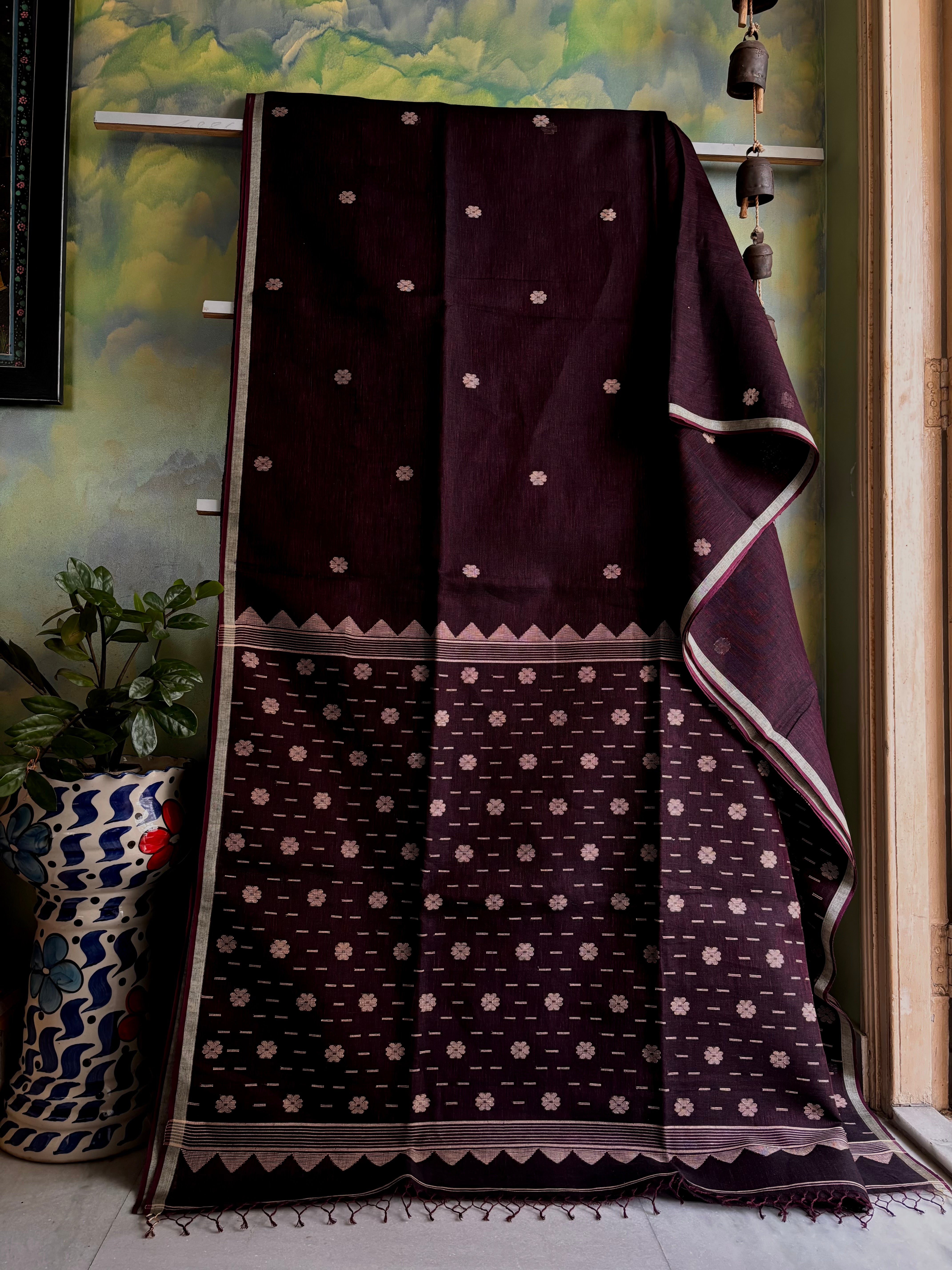 Handwoven Dark Plum Colour Linen Jamdani Saree