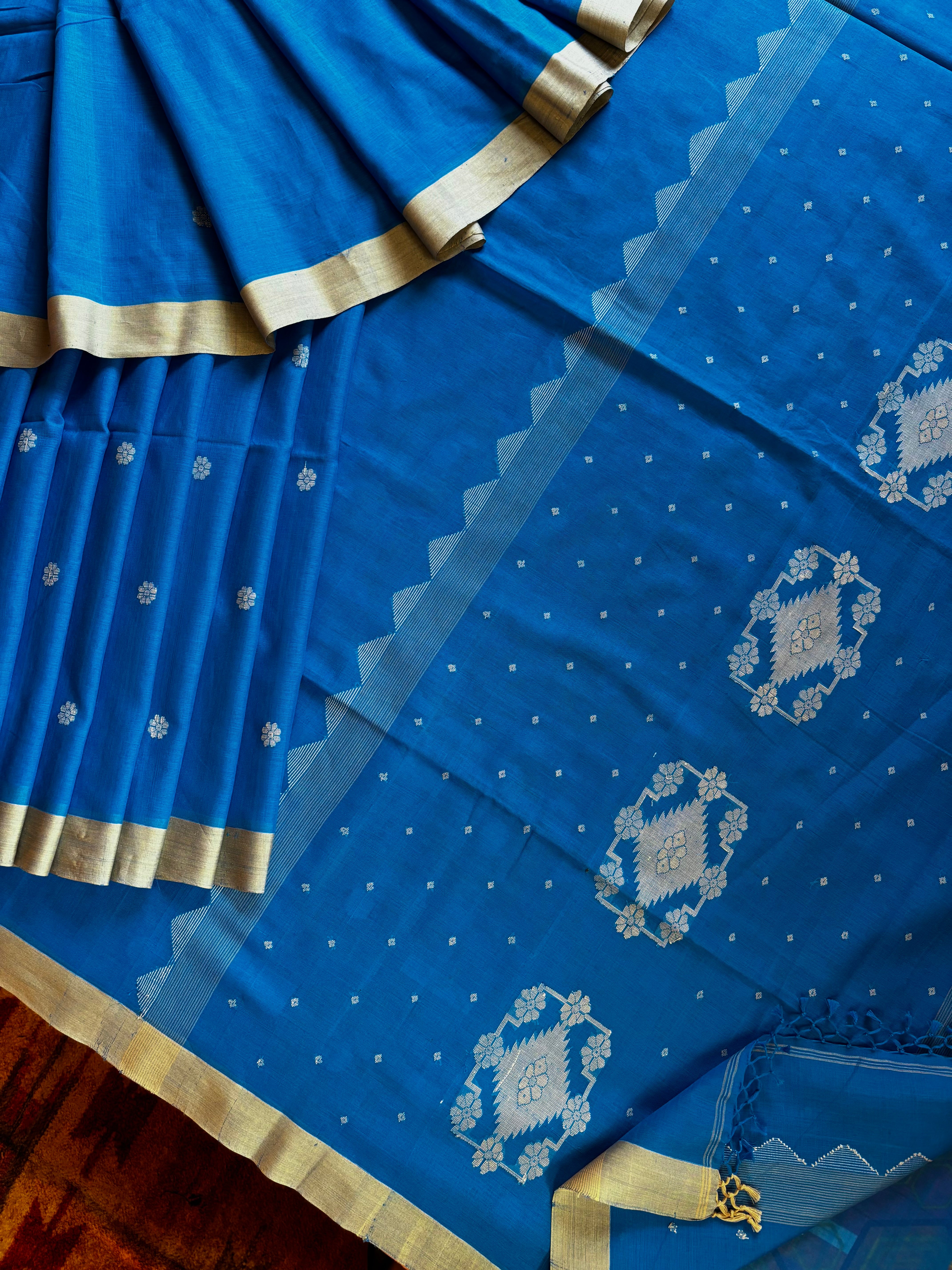 Handwoven Blue Colour Pure Cotton Jamdani Saree