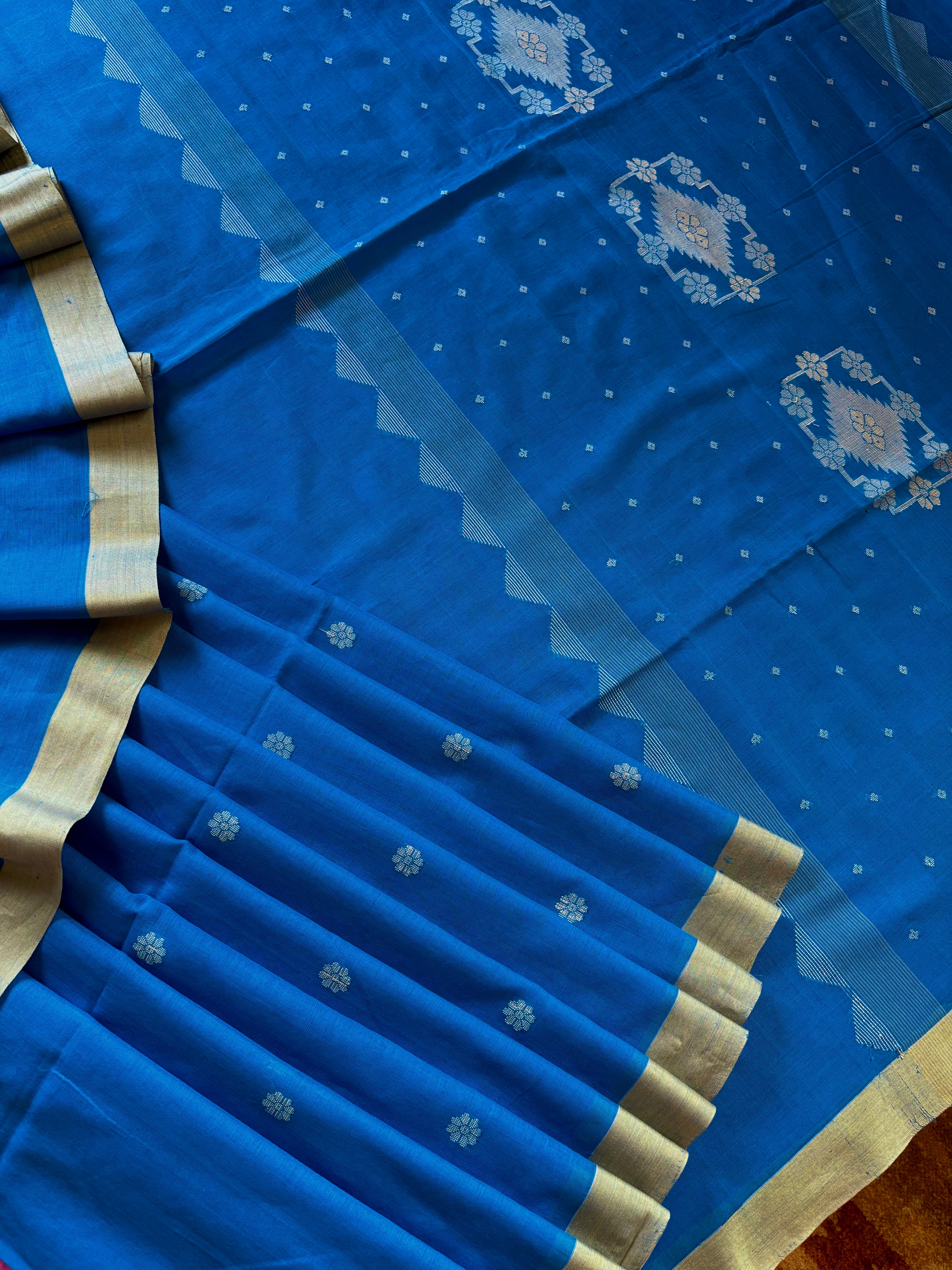 Handwoven Blue Colour Pure Cotton Jamdani Saree