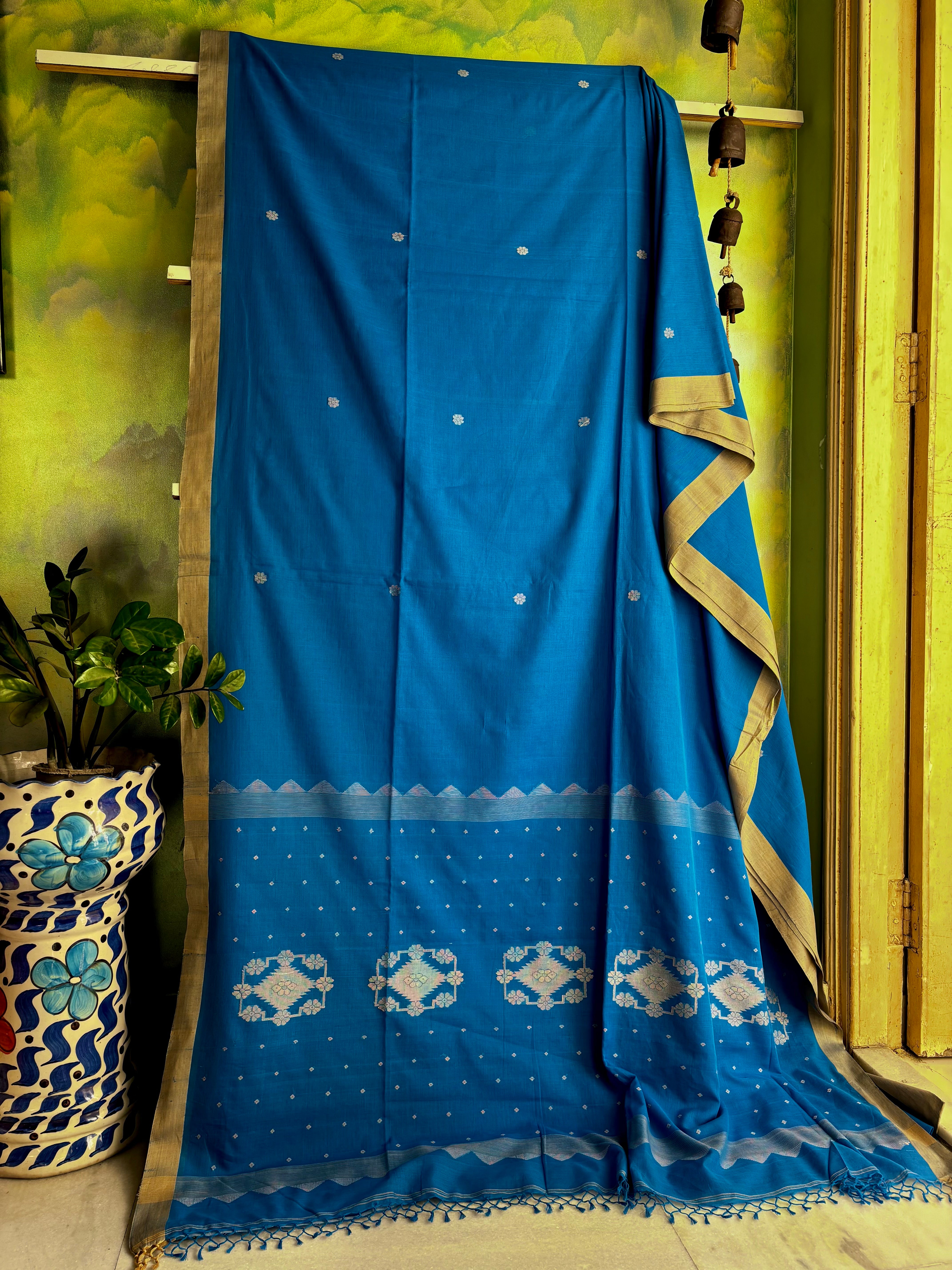 Handwoven Blue Colour Pure Cotton Jamdani Saree