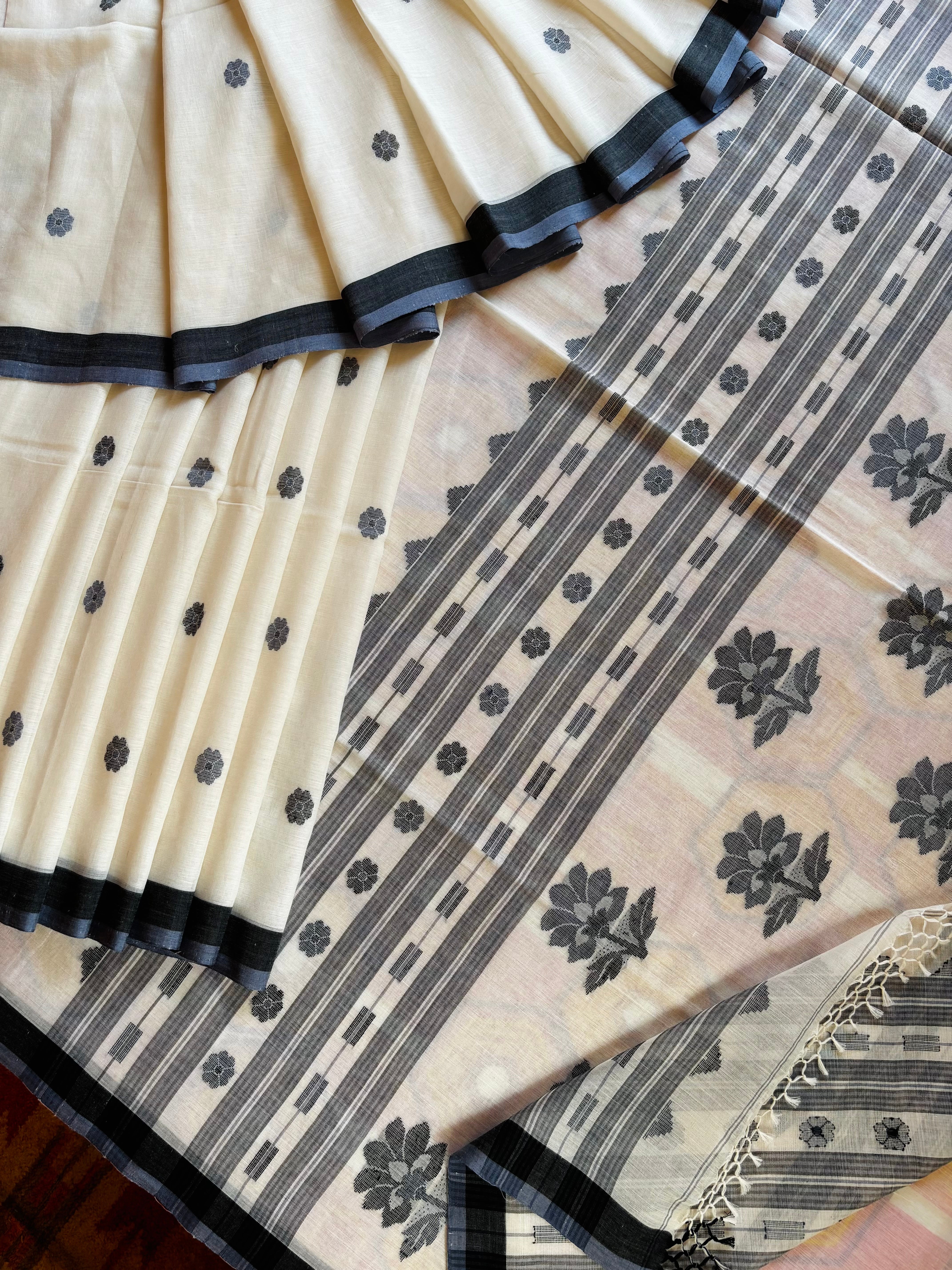 Handwoven Offwhite Pure Cotton Jamdani