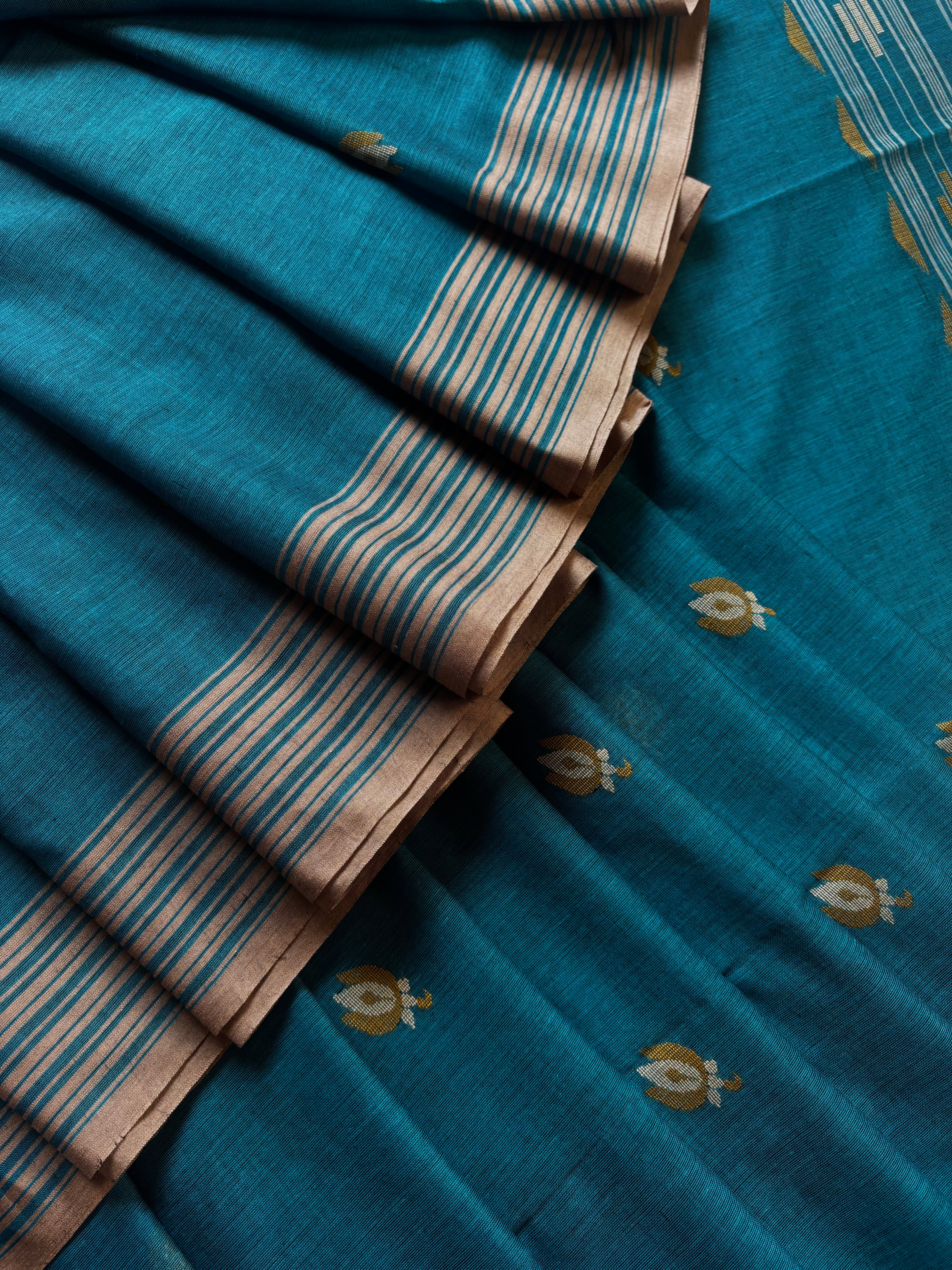 Handwoven Turquoise Blue Colour Cotton Jamdani Saree