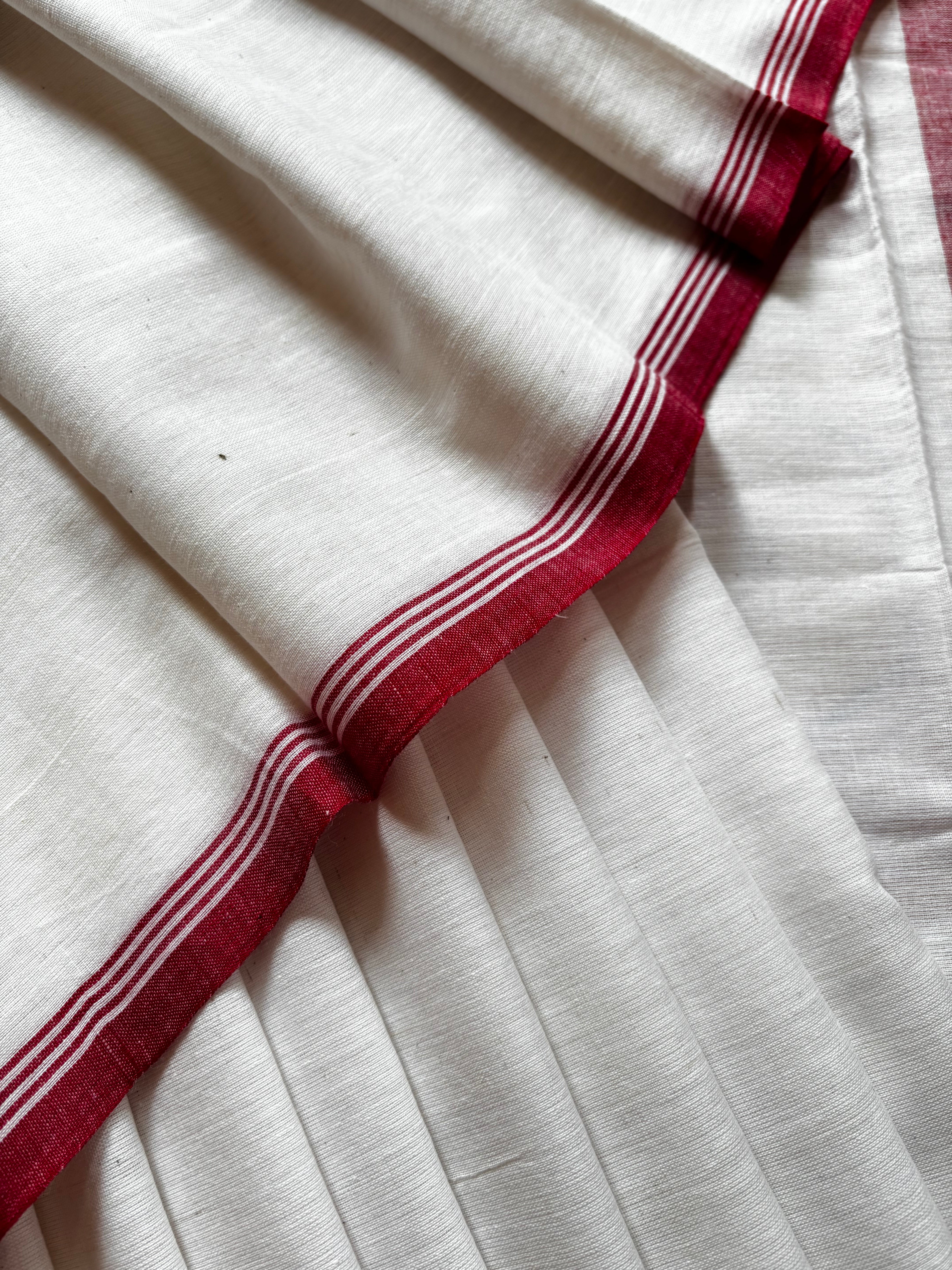 Handwoven White Red Dhonekhali Cotton Saree