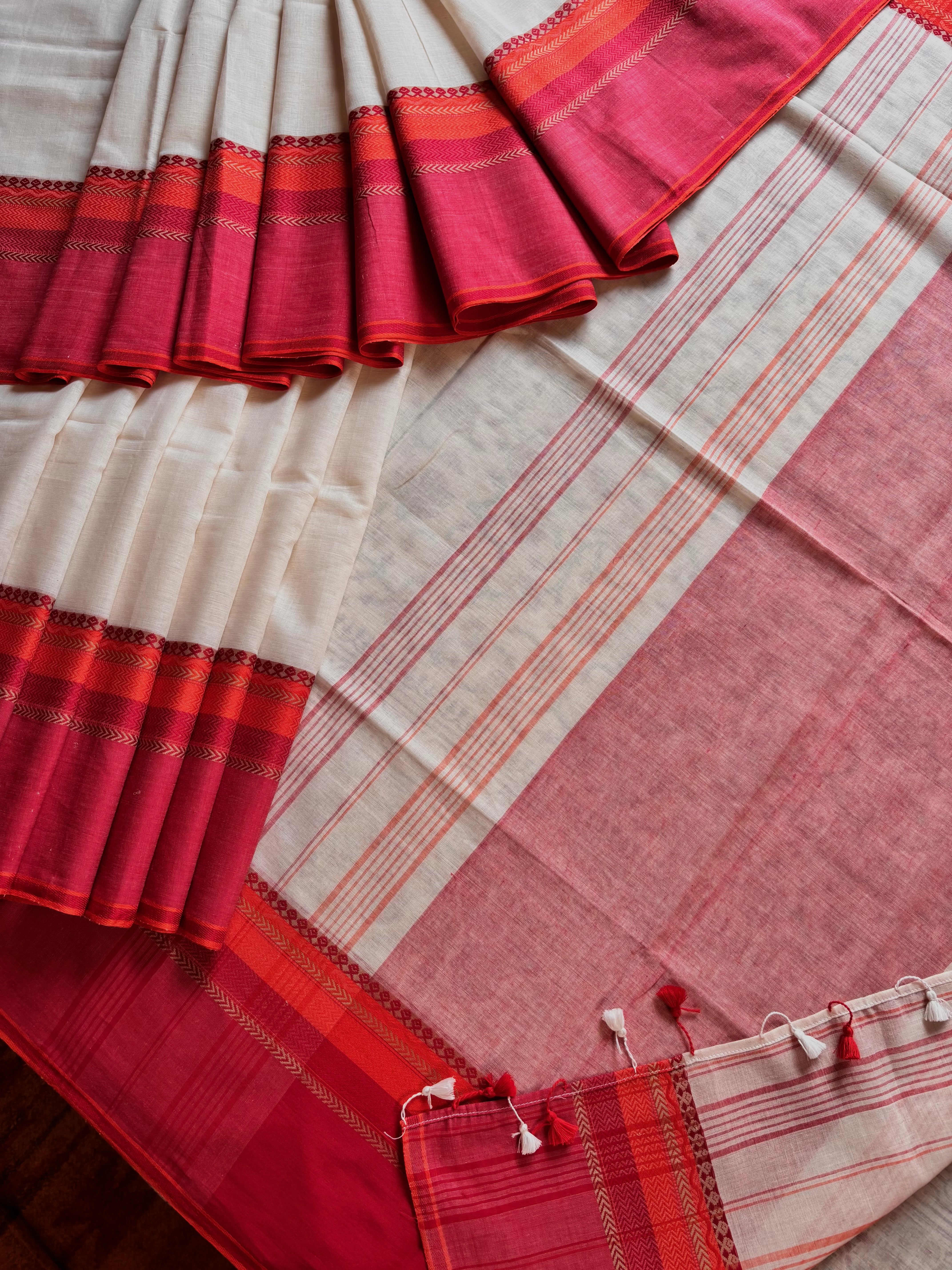 Handwoven Offwhite Red Phulia Cotton Saree