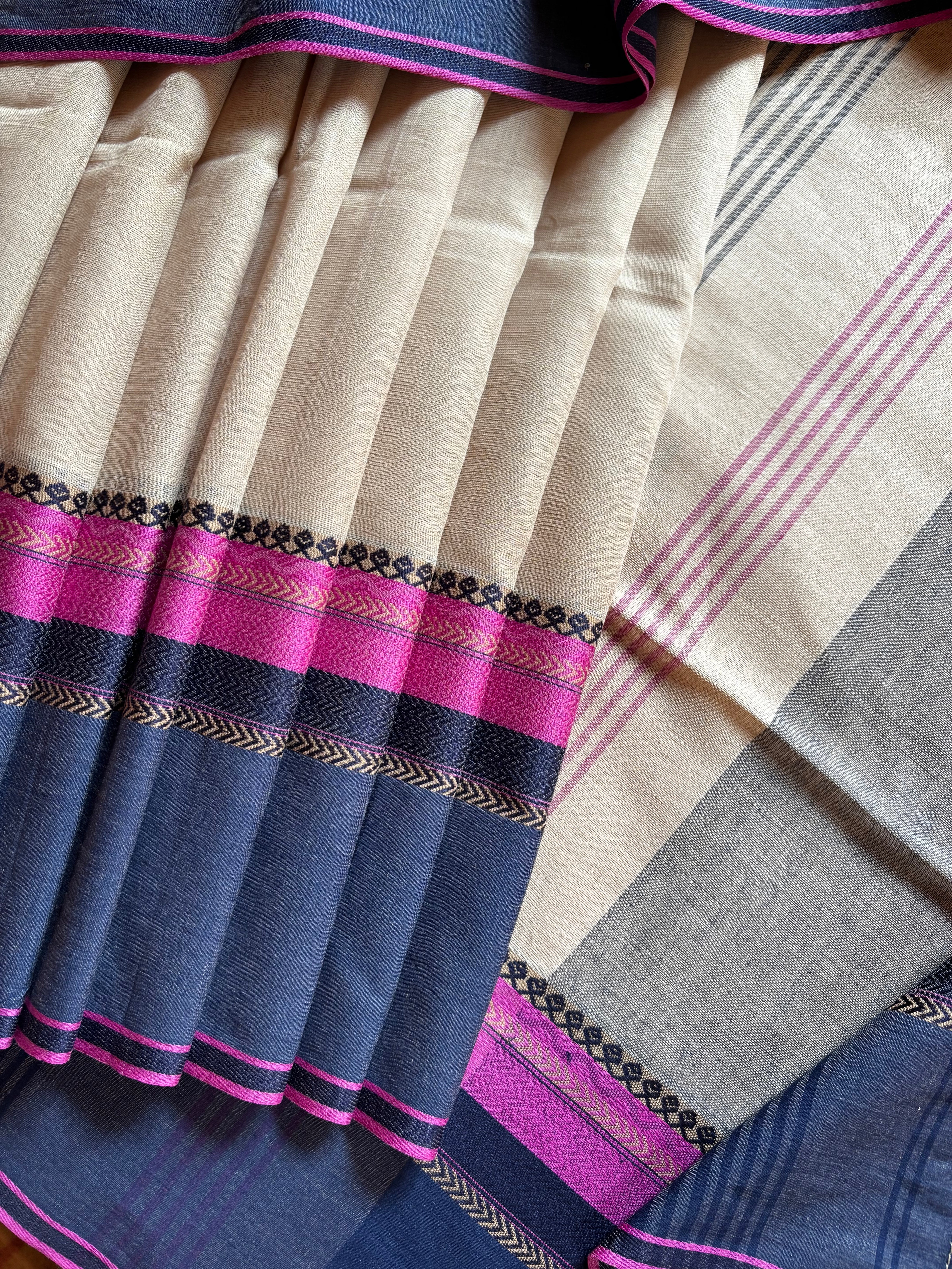 Handwoven Light Beige Colour Phulia Cotton Saree