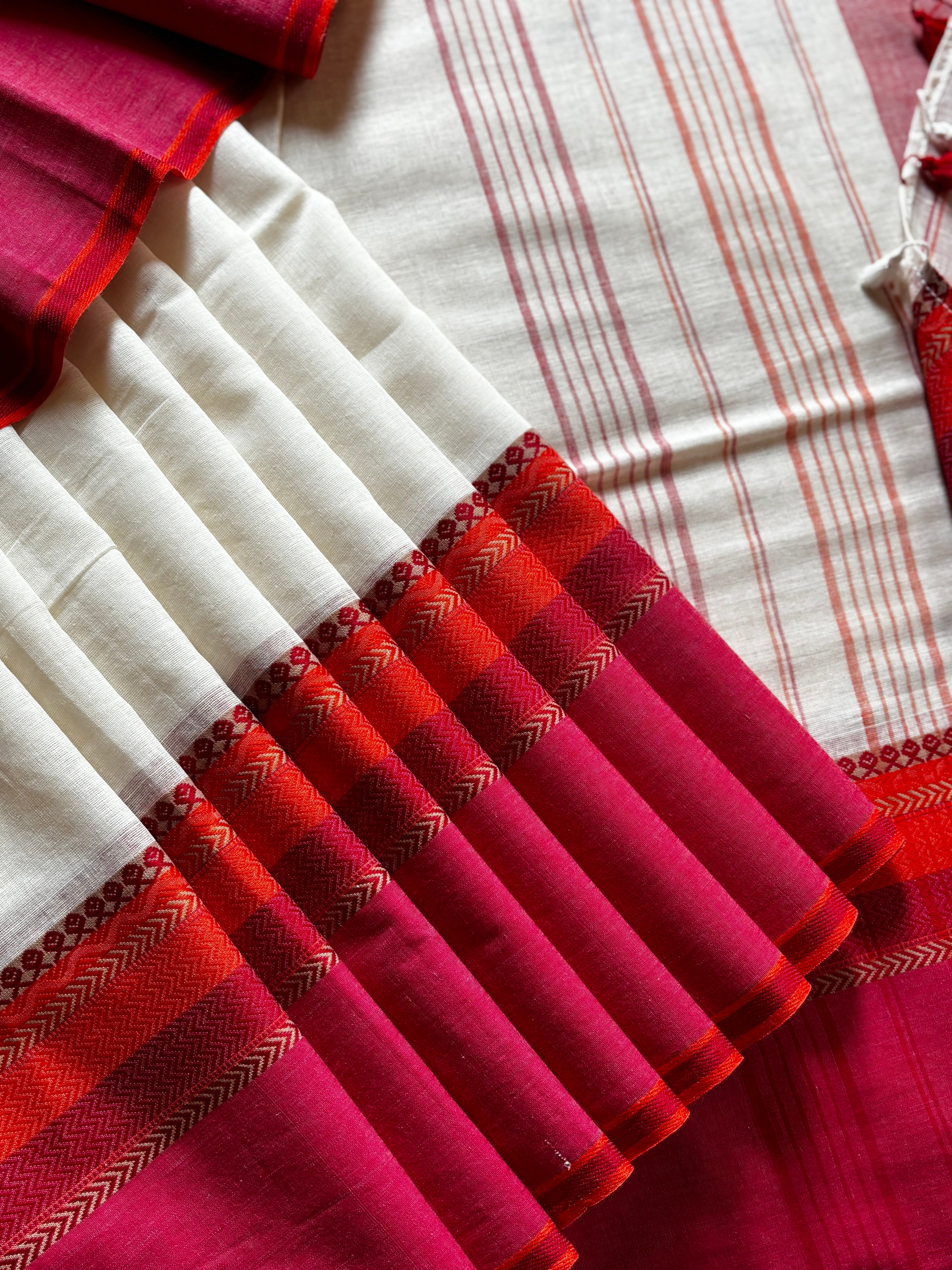 Handwoven White Red Phulia Cotton Saree