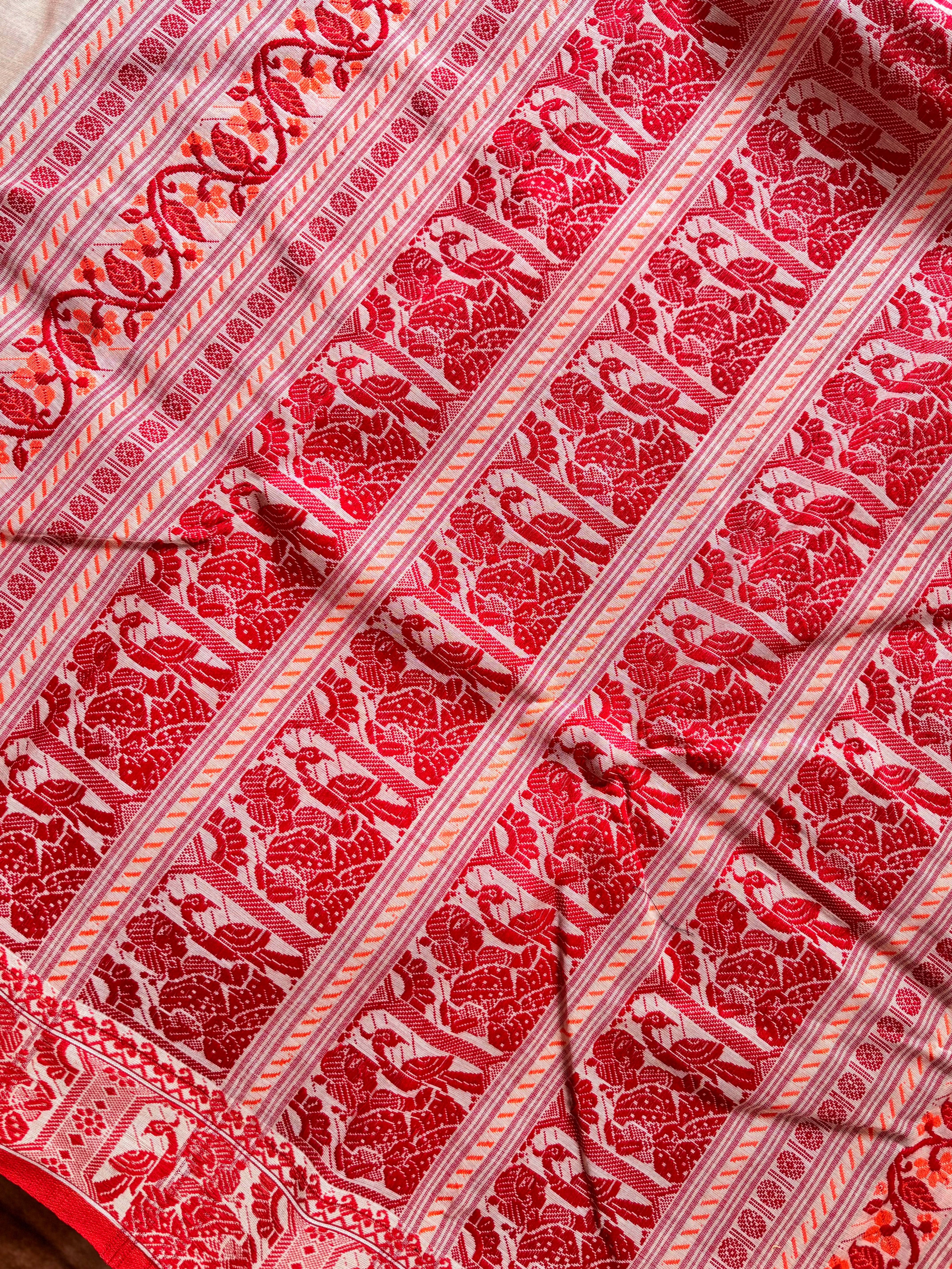 Handwoven Beige Red Phulia Cotton Saree
