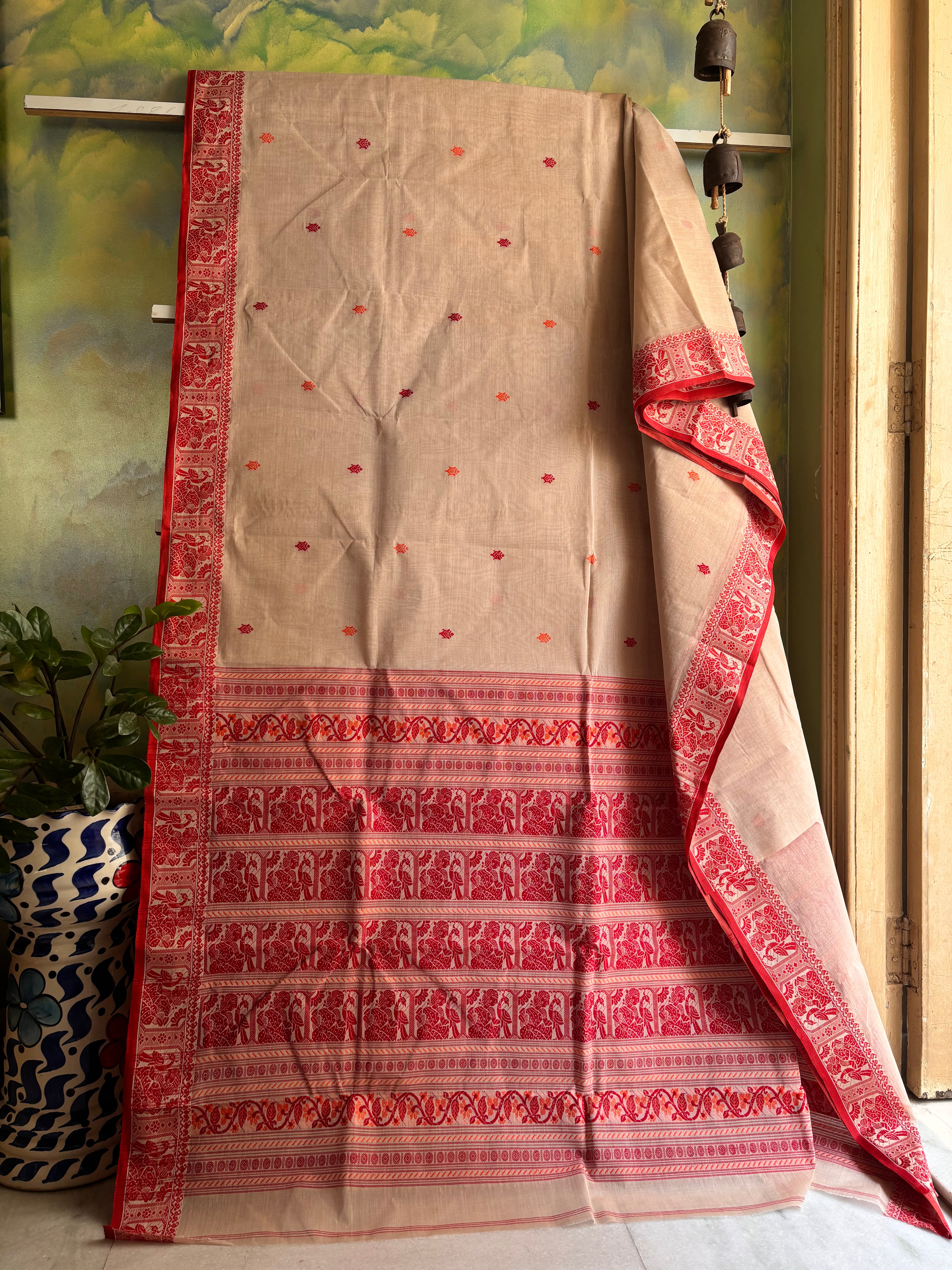 Handwoven Beige Red Phulia Cotton Saree
