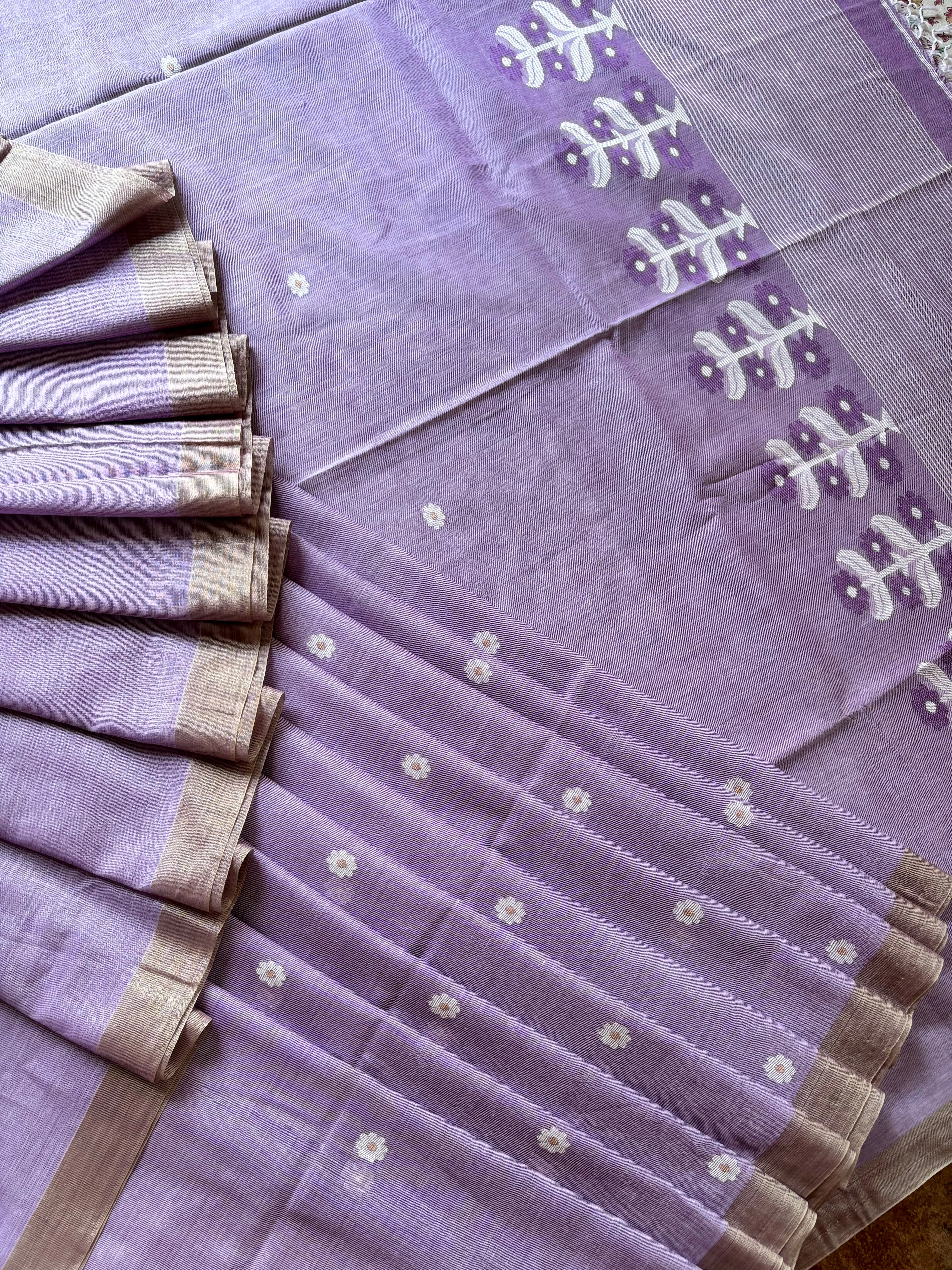 Handwoven Light Licac Cotton Jamdani Saree