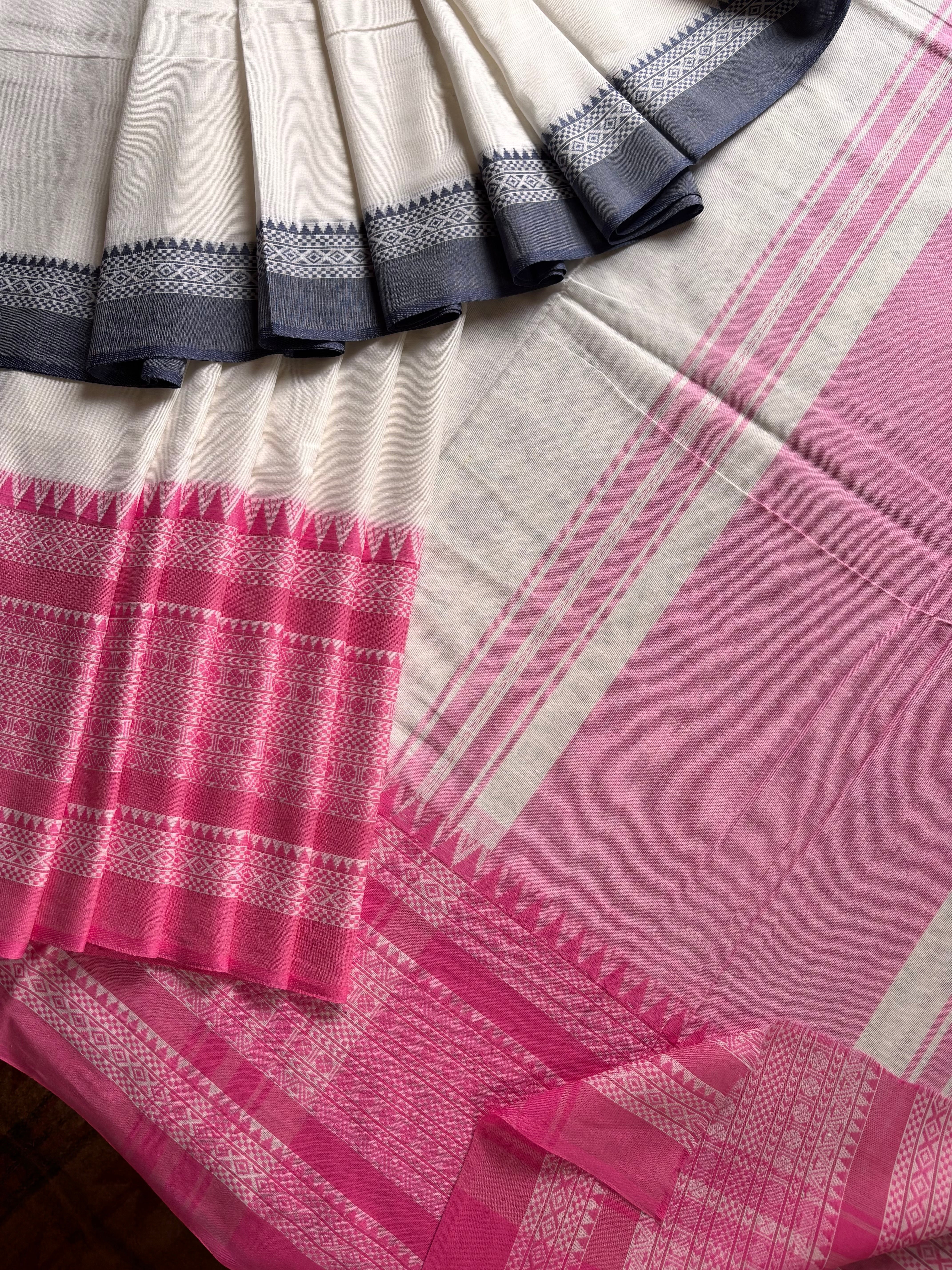 Handwoven White Colour Cotton Dhonekhali Saree