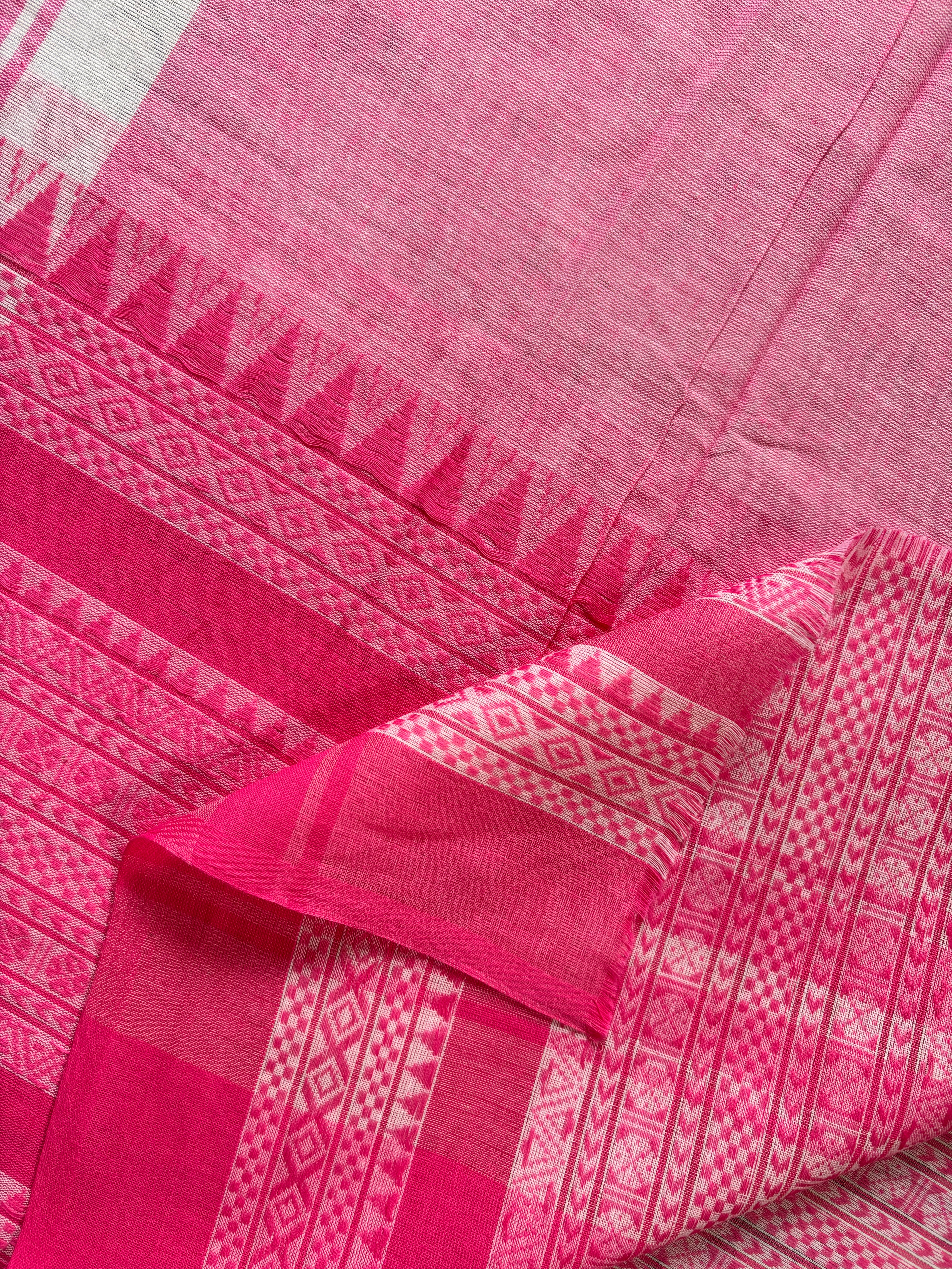Handwoven White Colour Cotton Dhonekhali Saree