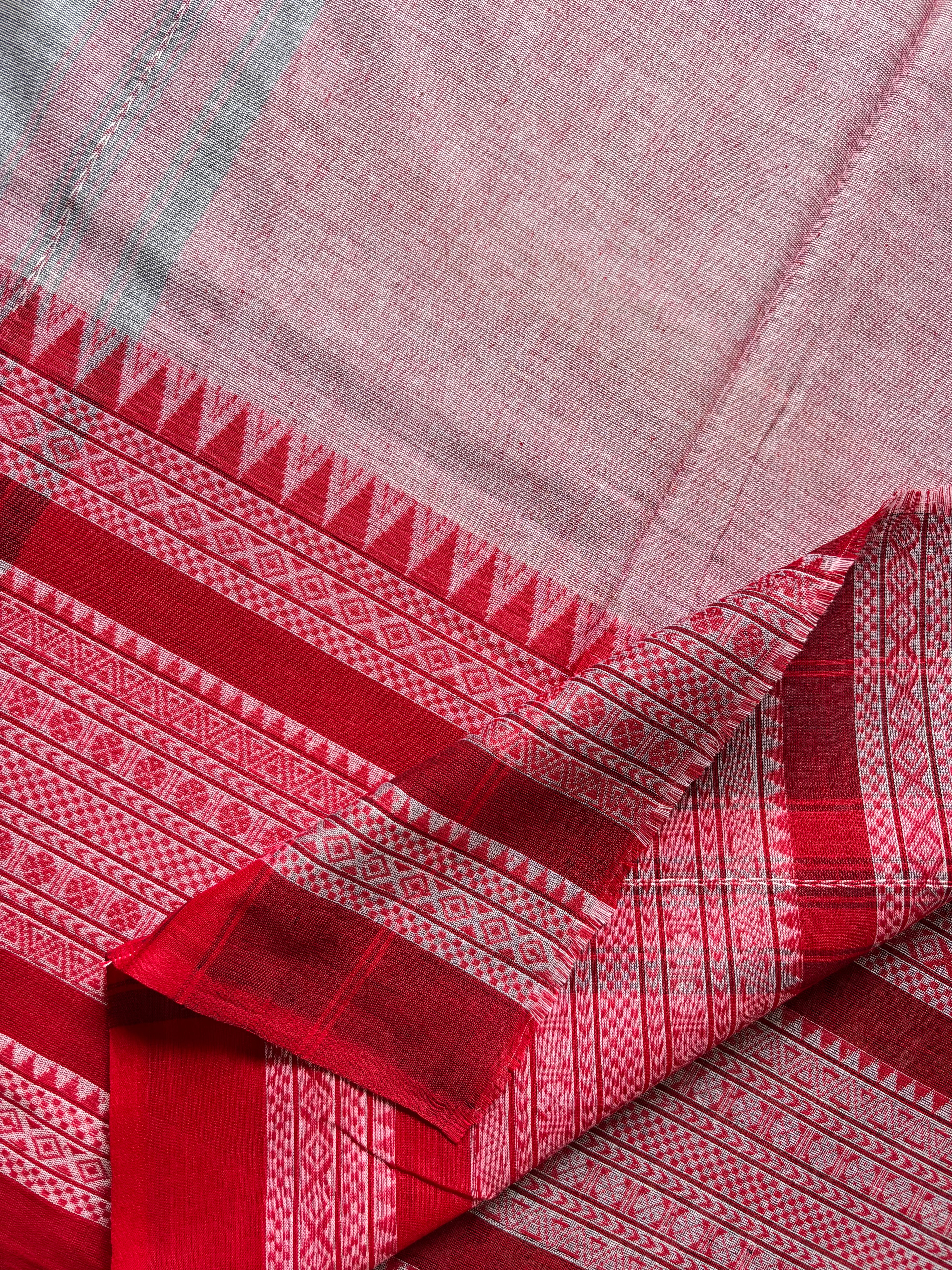 Handwoven Grey Red Colour Cotton Dhonekhali Saree
