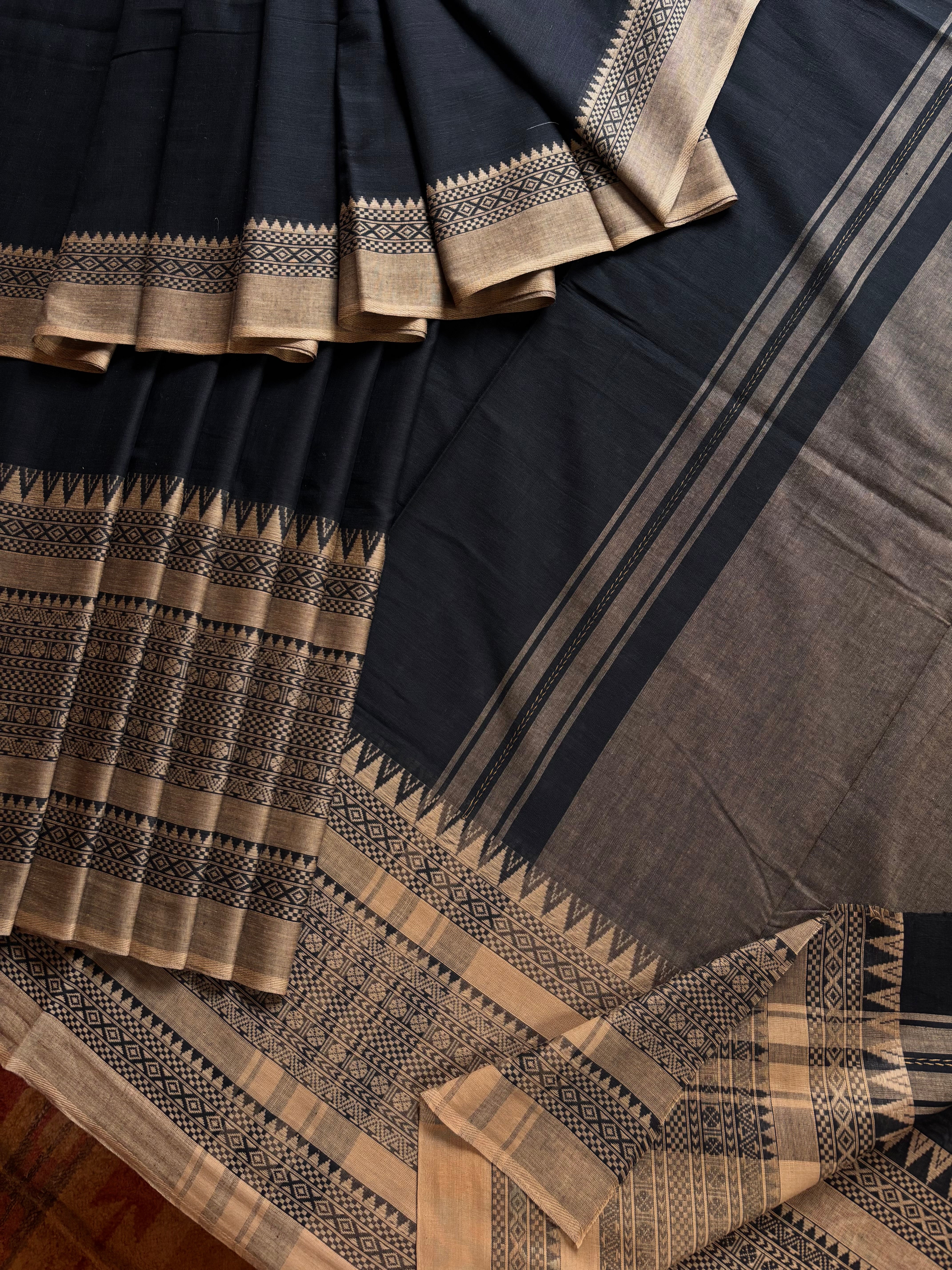 Handwoven Black Beige Cotton Dhonekhali Saree