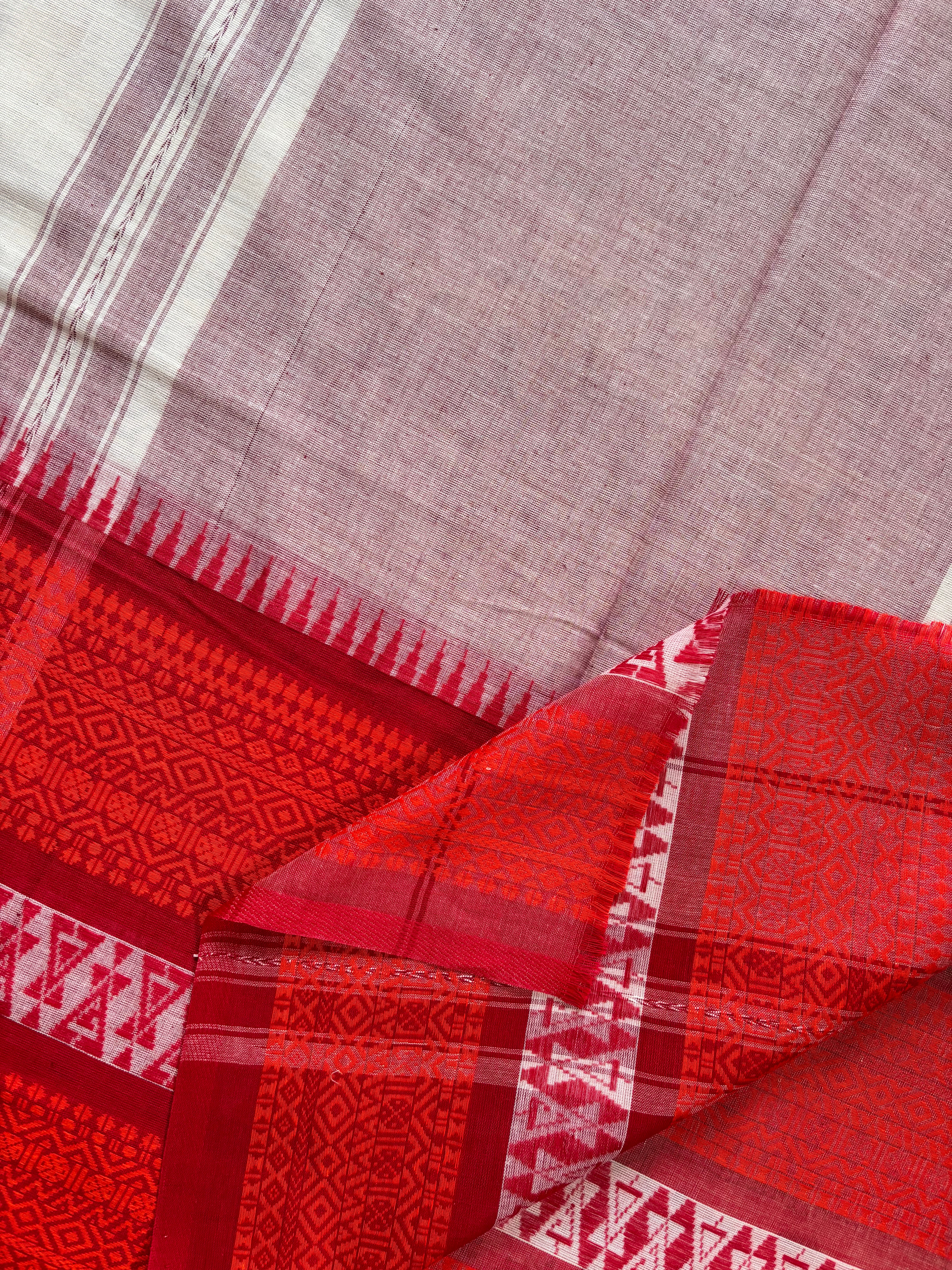 Handwoven White Red Cotton Dhonekhali Saree