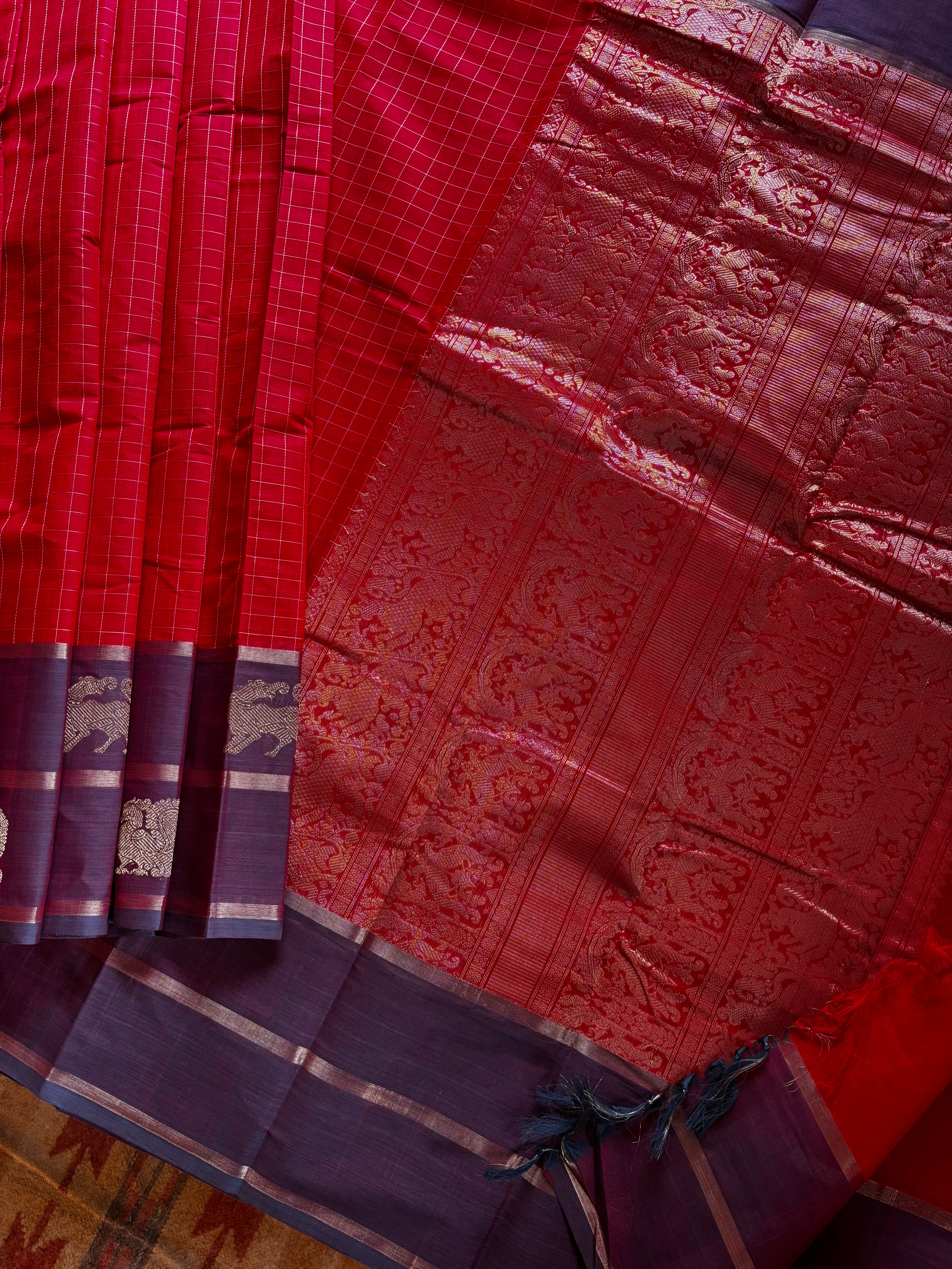Handwoven Red Colour Kanchipuram Cotton Saree