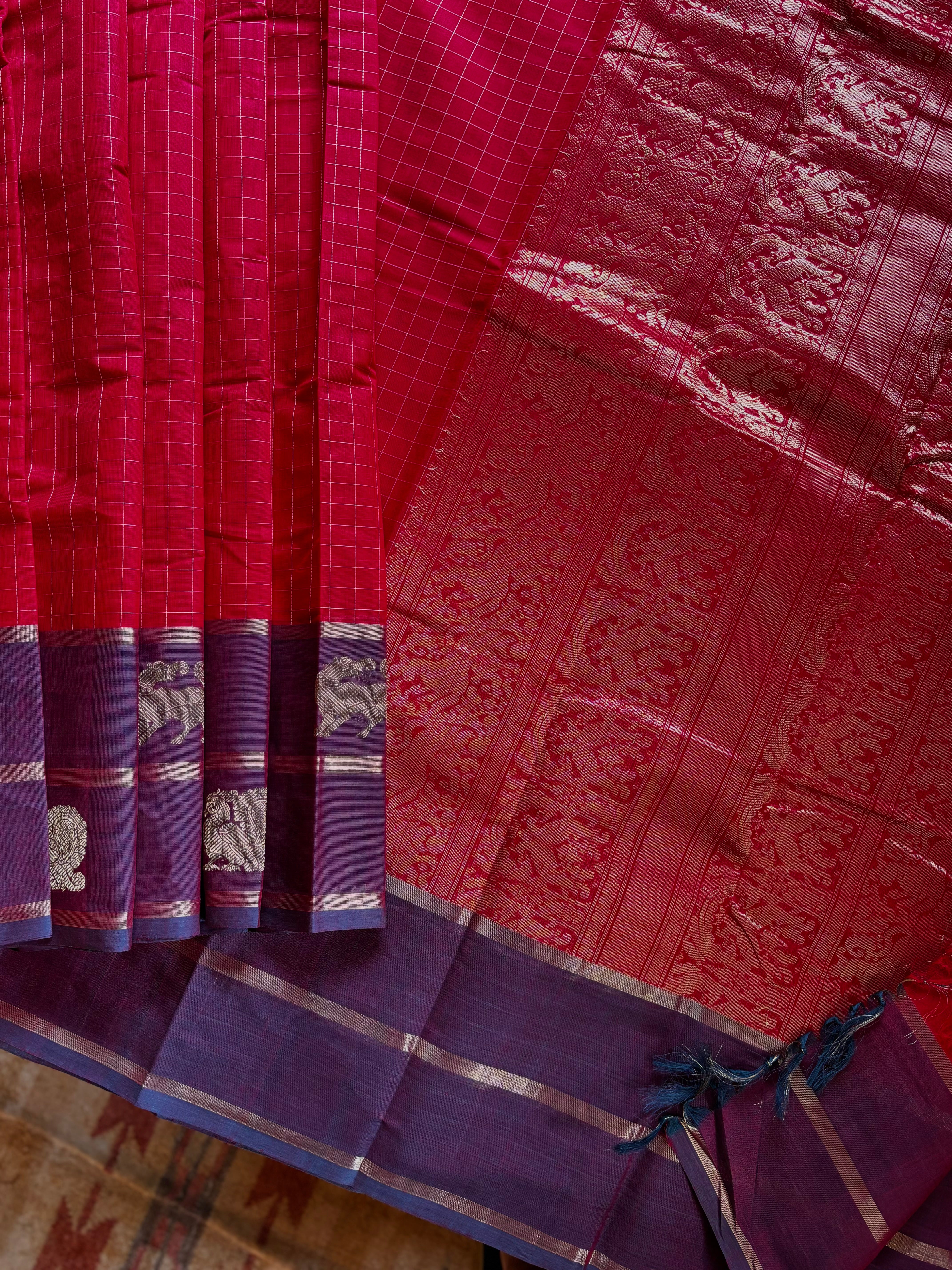 Handwoven Red Colour Kanchipuram Cotton Saree