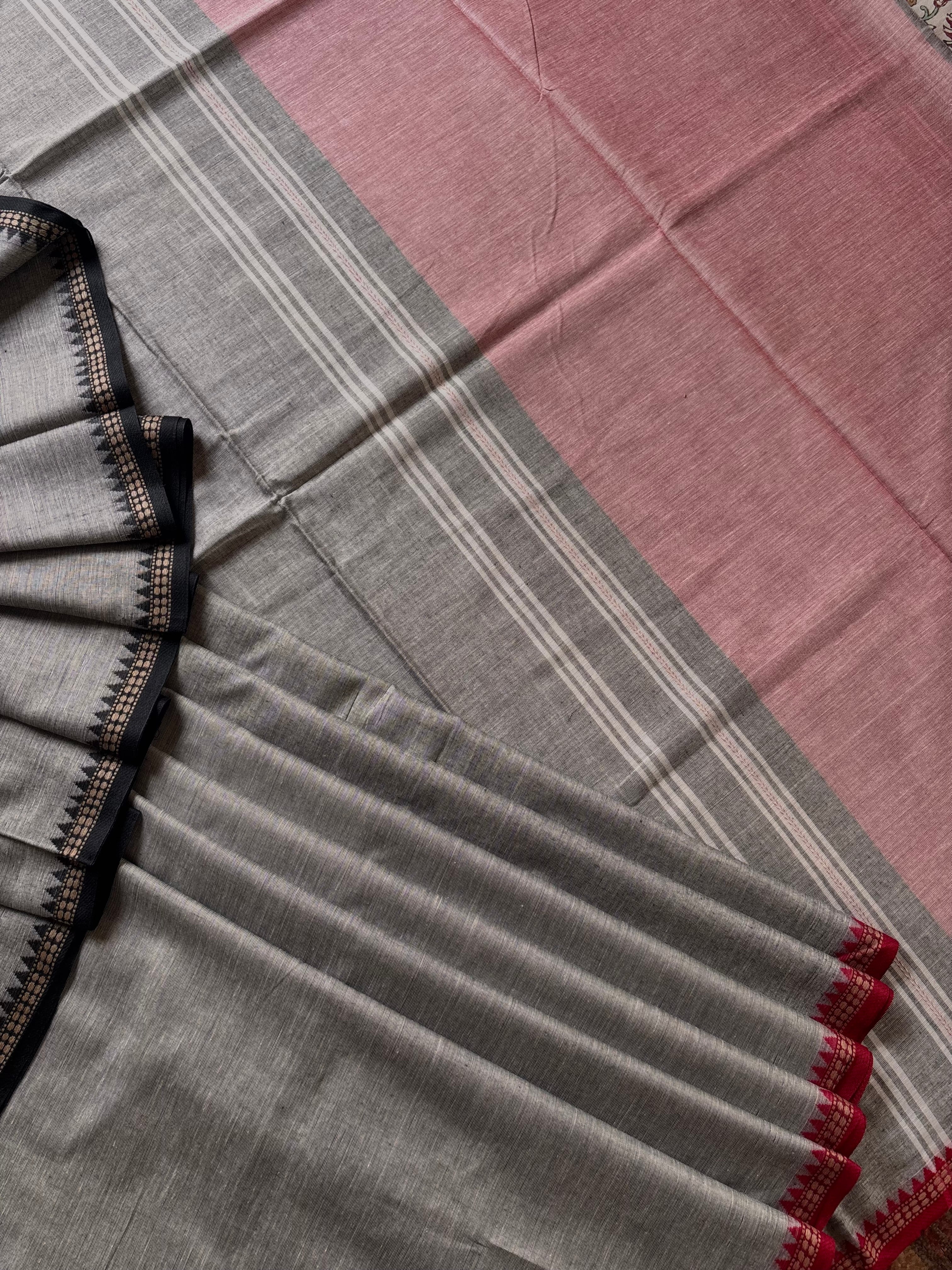 Handwoven Grey Colour Dhonekhali Cotton Saree