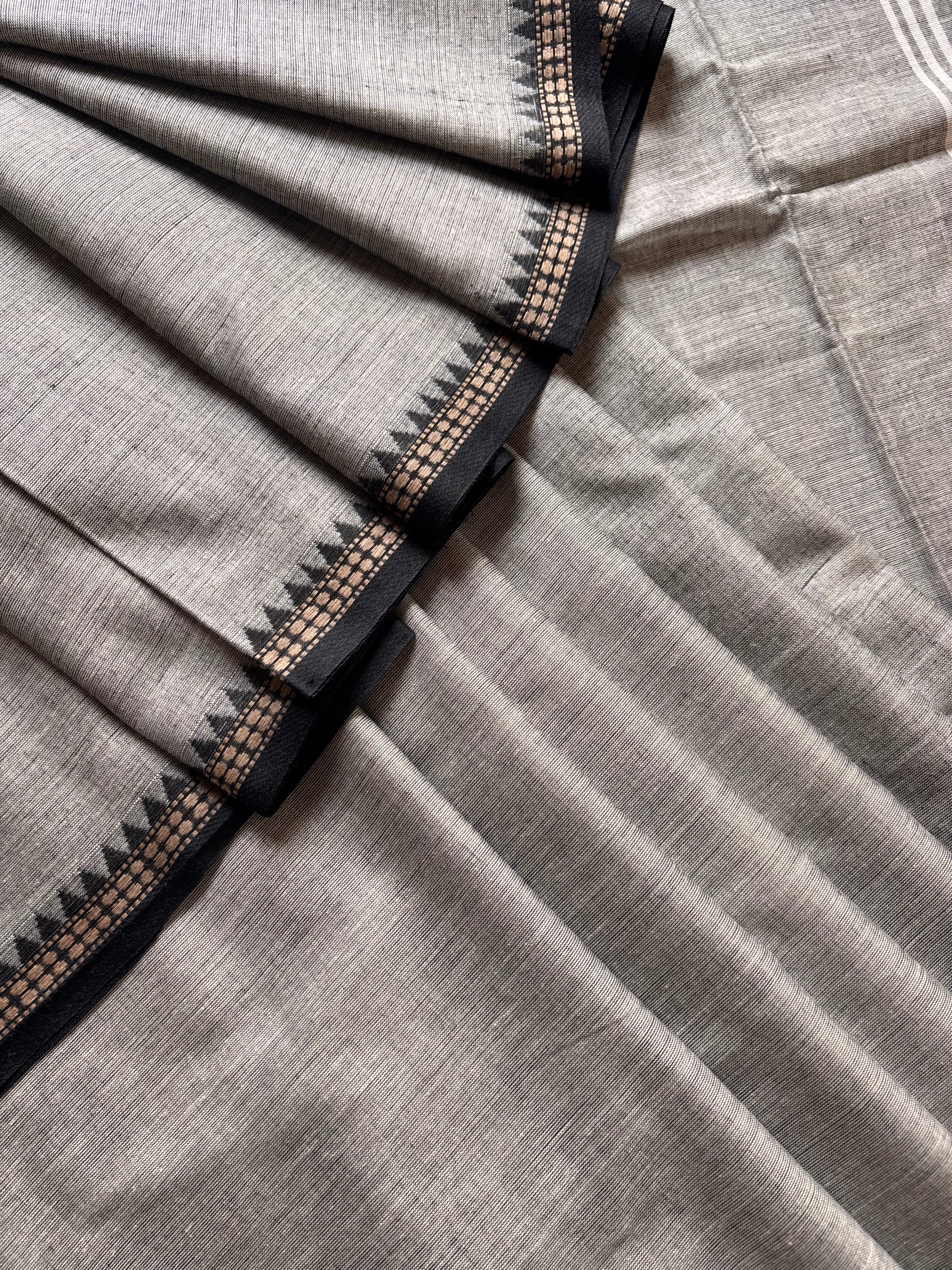 Handwoven Grey Colour Dhonekhali Cotton Saree
