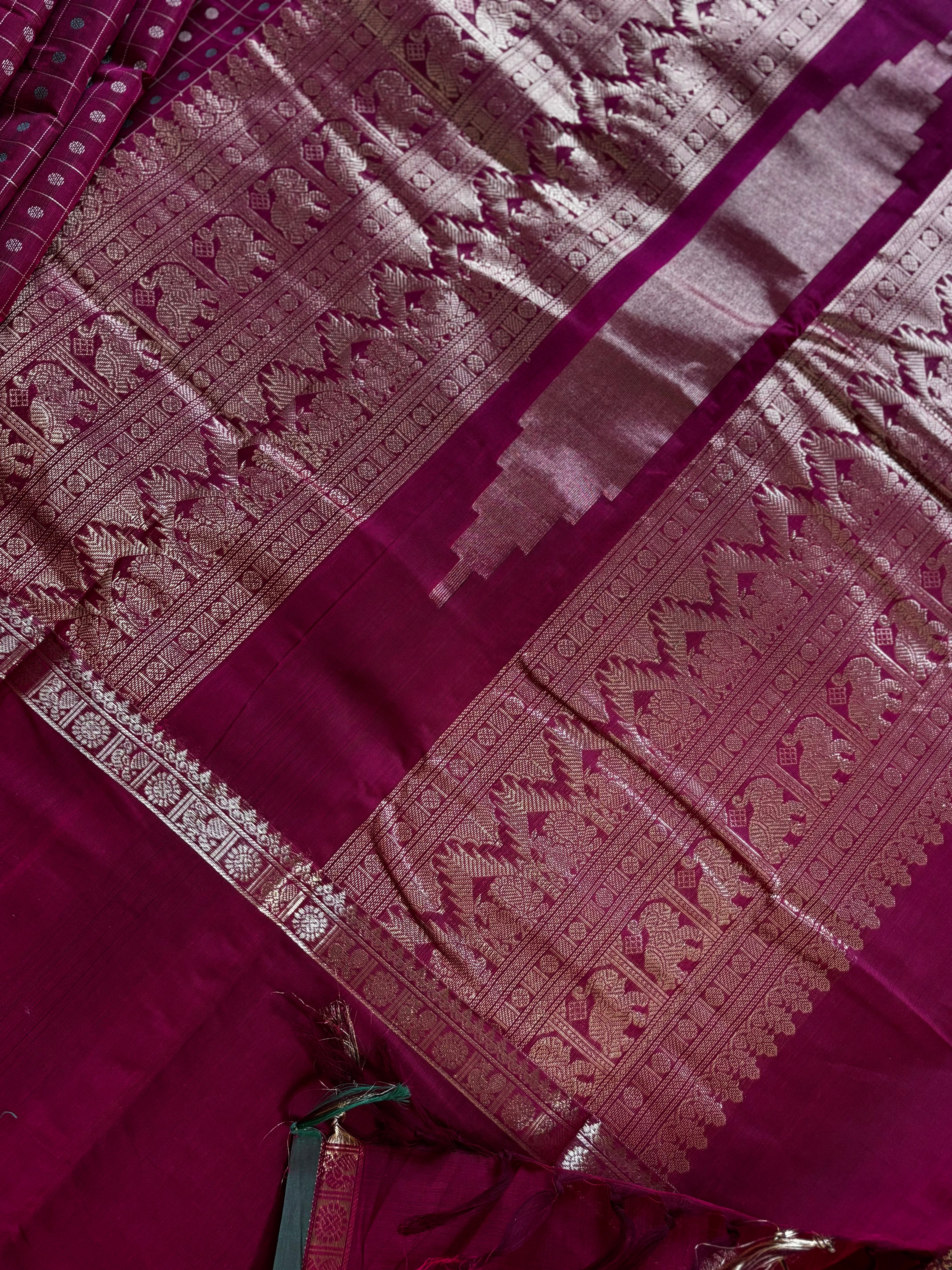 Handwoven Maroonish Pink Colour Kanchipuram Cotton Saree