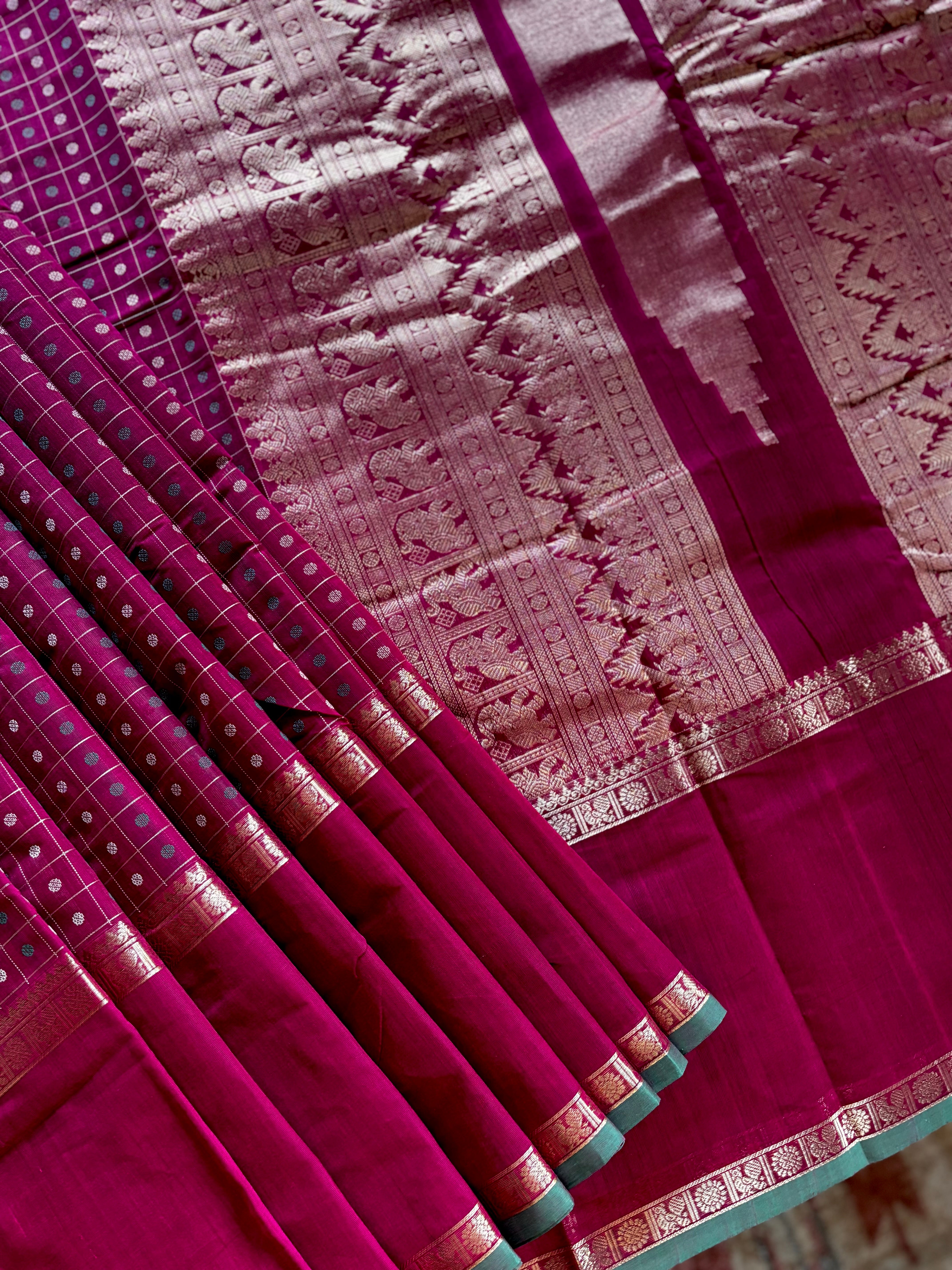 Handwoven Maroonish Pink Colour Kanchipuram Cotton Saree