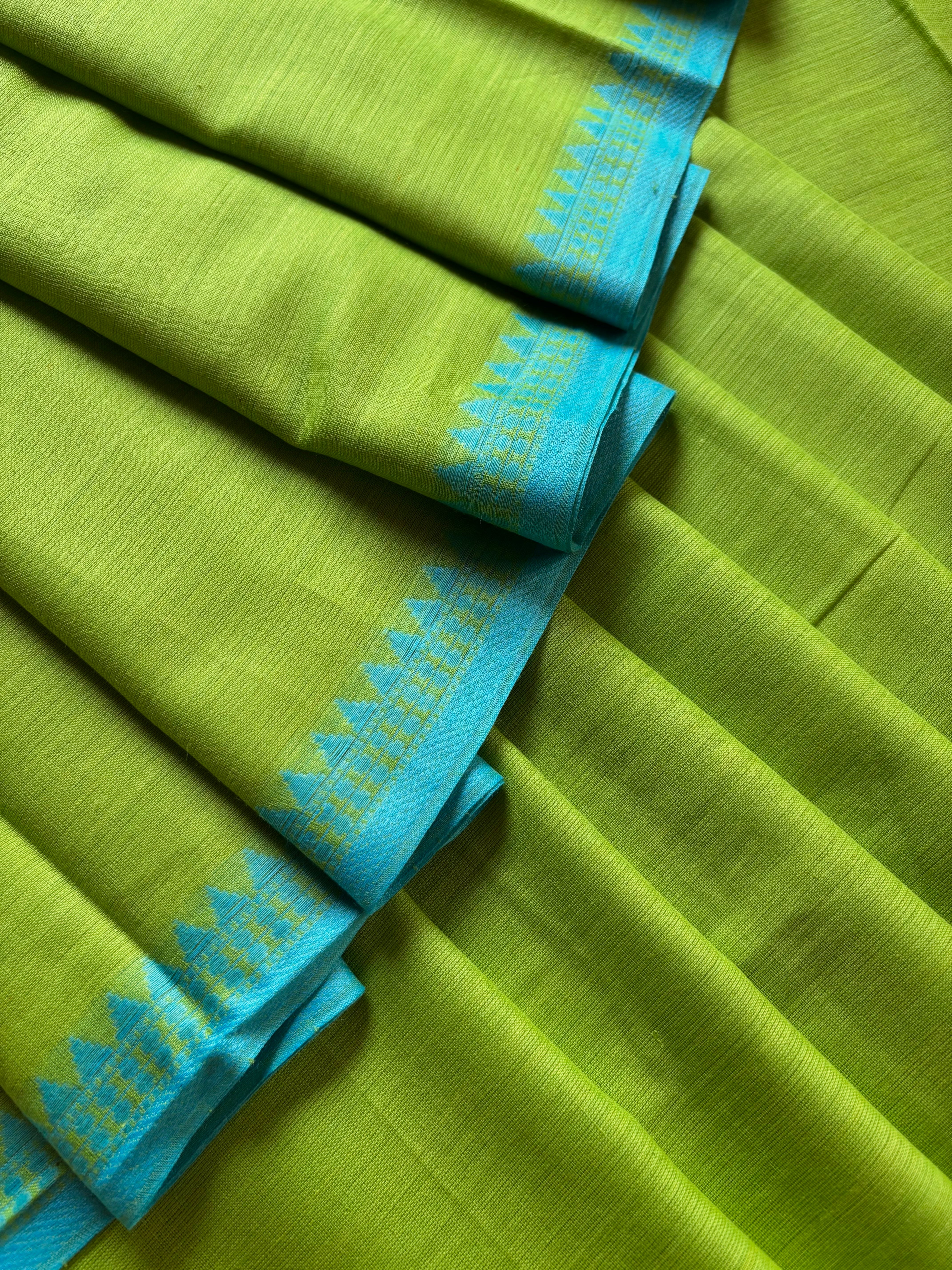 Handwoven Light Green Colour Cotton Dhonekhali Saree