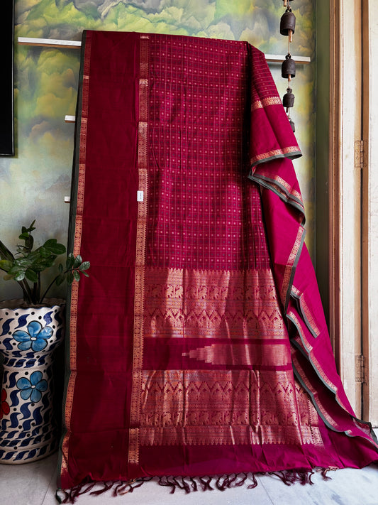 Handwoven Maroonish Pink Colour Kanchipuram Cotton Saree