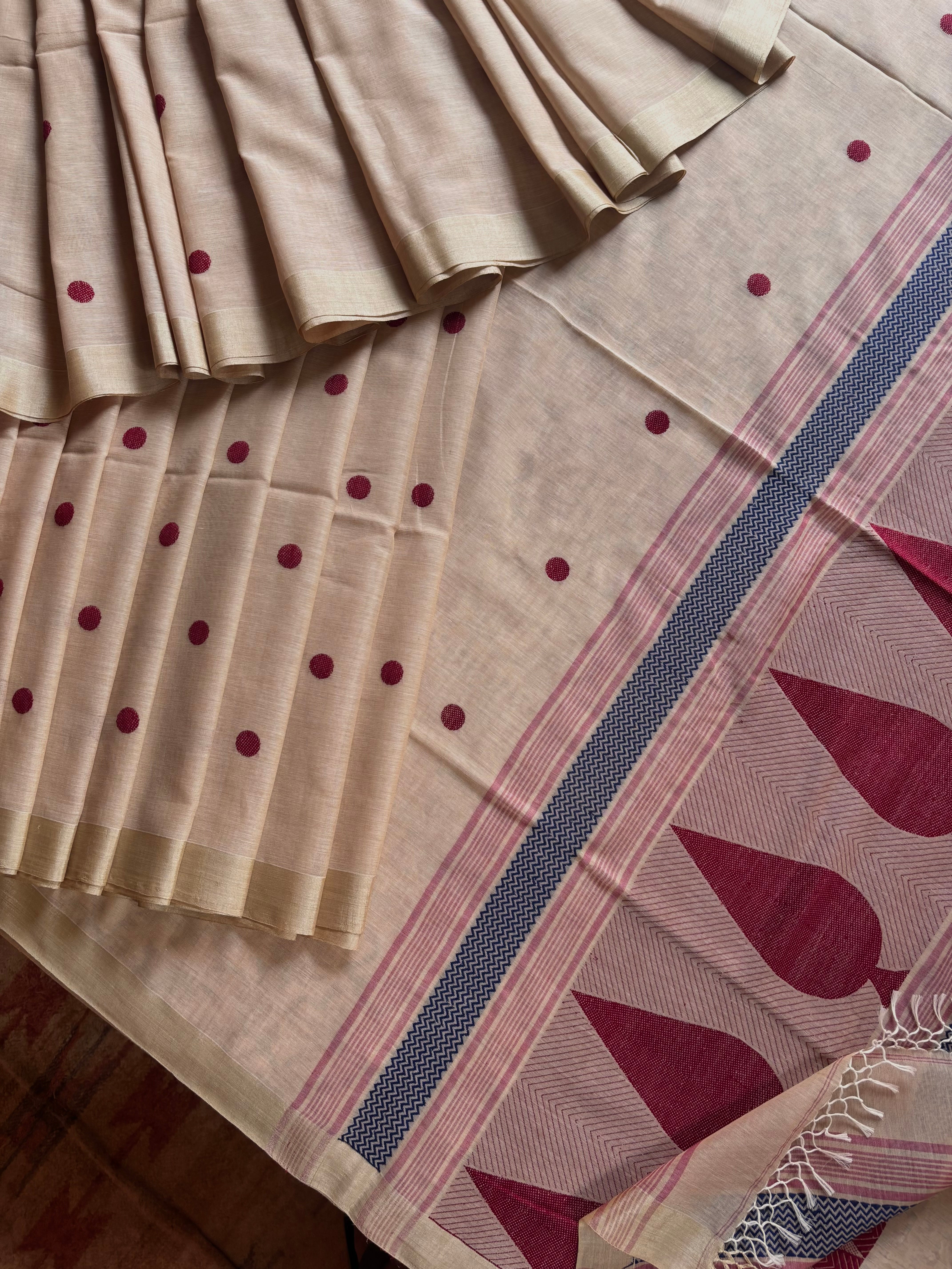 Handwoven Beige Colour Phulia Cotton Saree