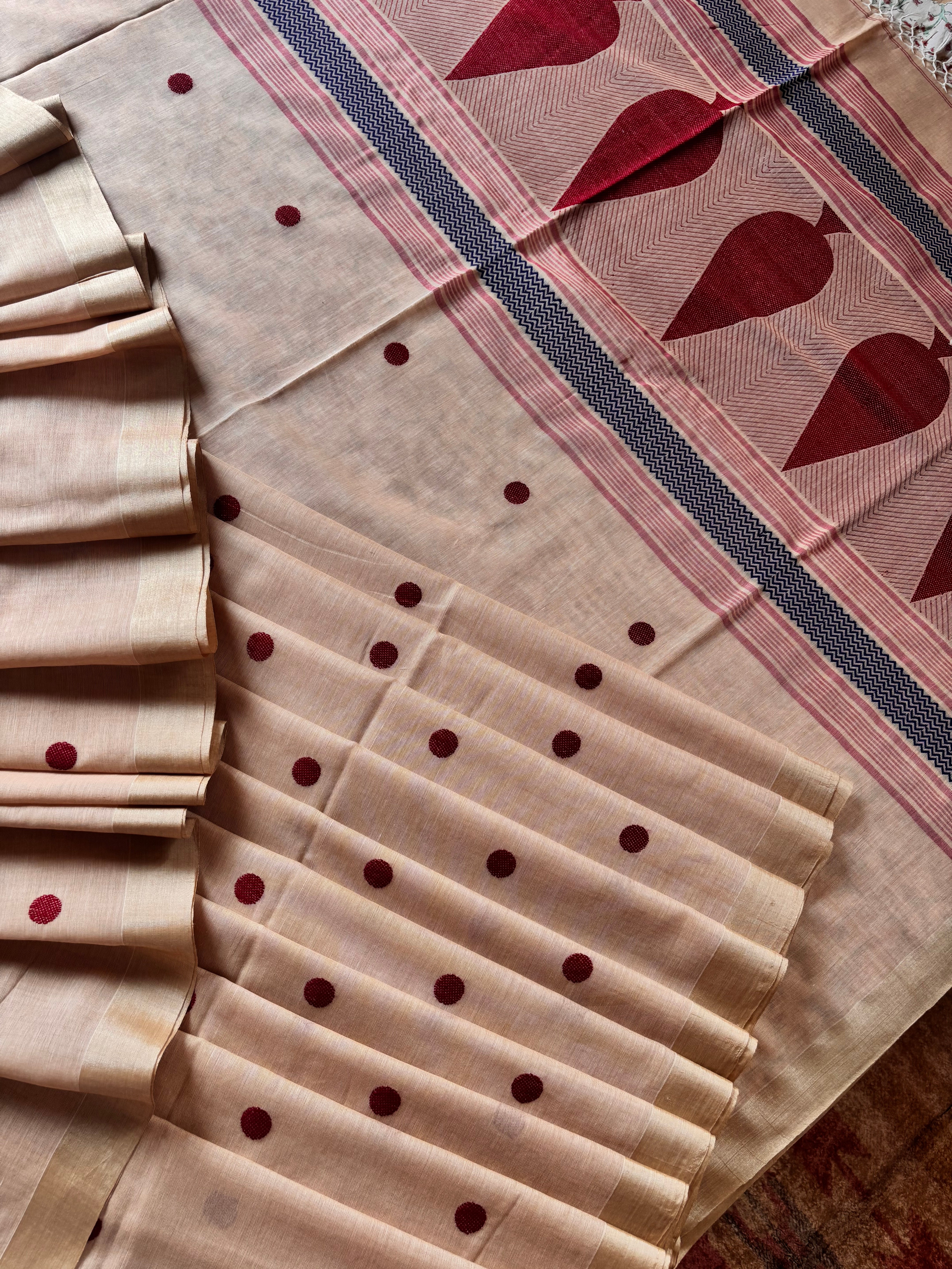 Handwoven Beige Colour Phulia Cotton Saree