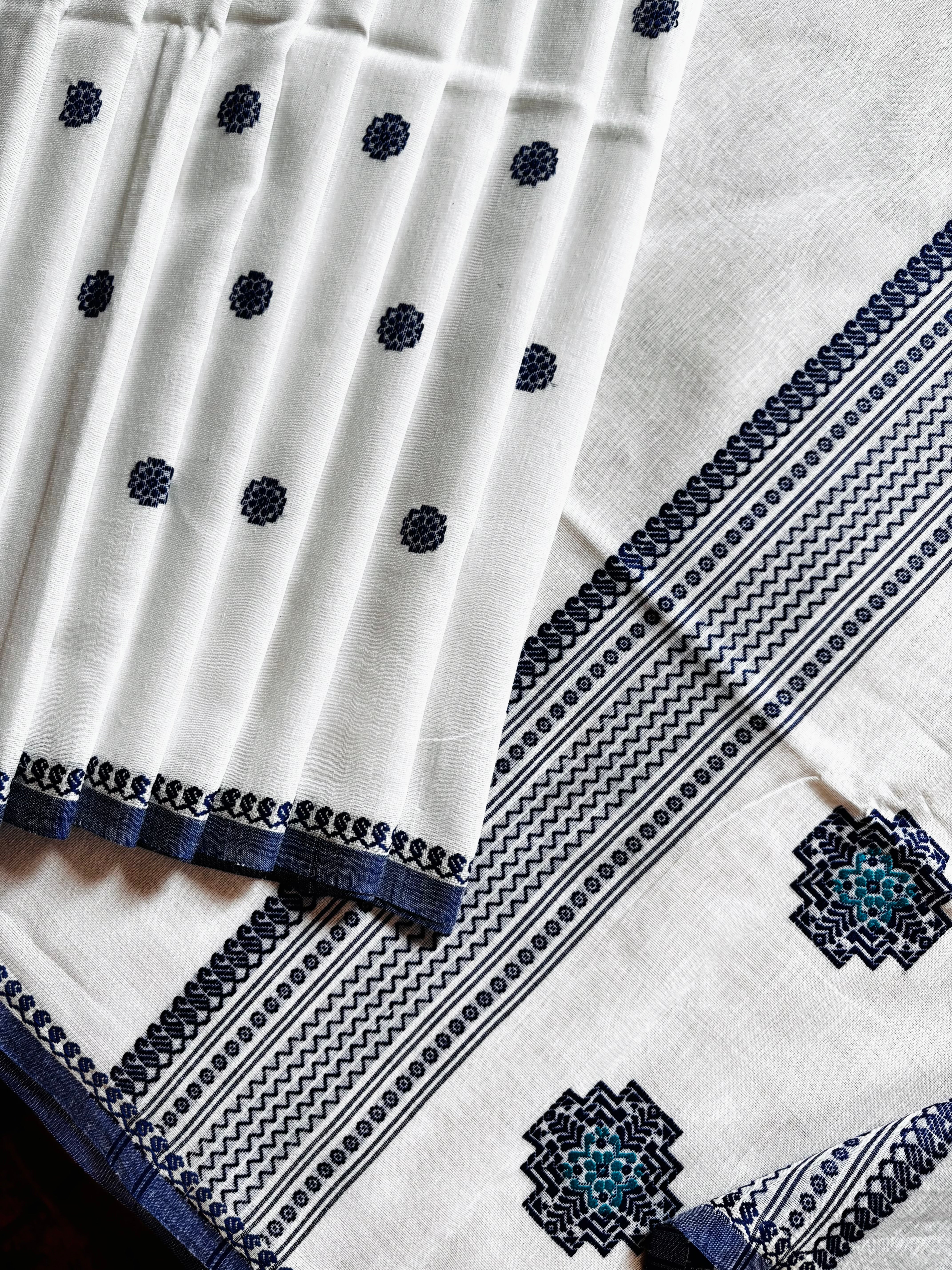 Handwoven White Blue Phulia Cotton Saree