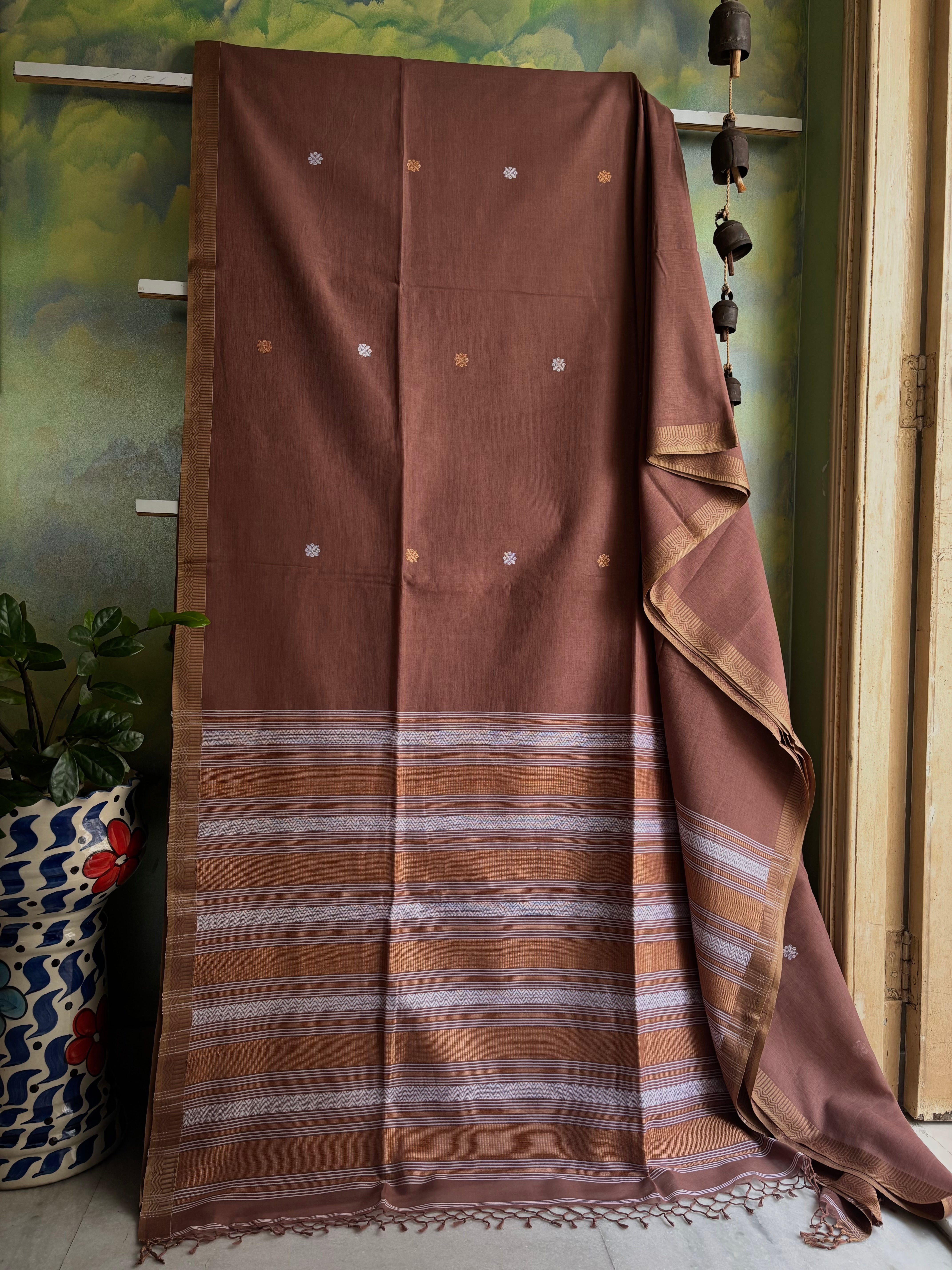 Handwoven Brown Colour Phulia Cotton Saree