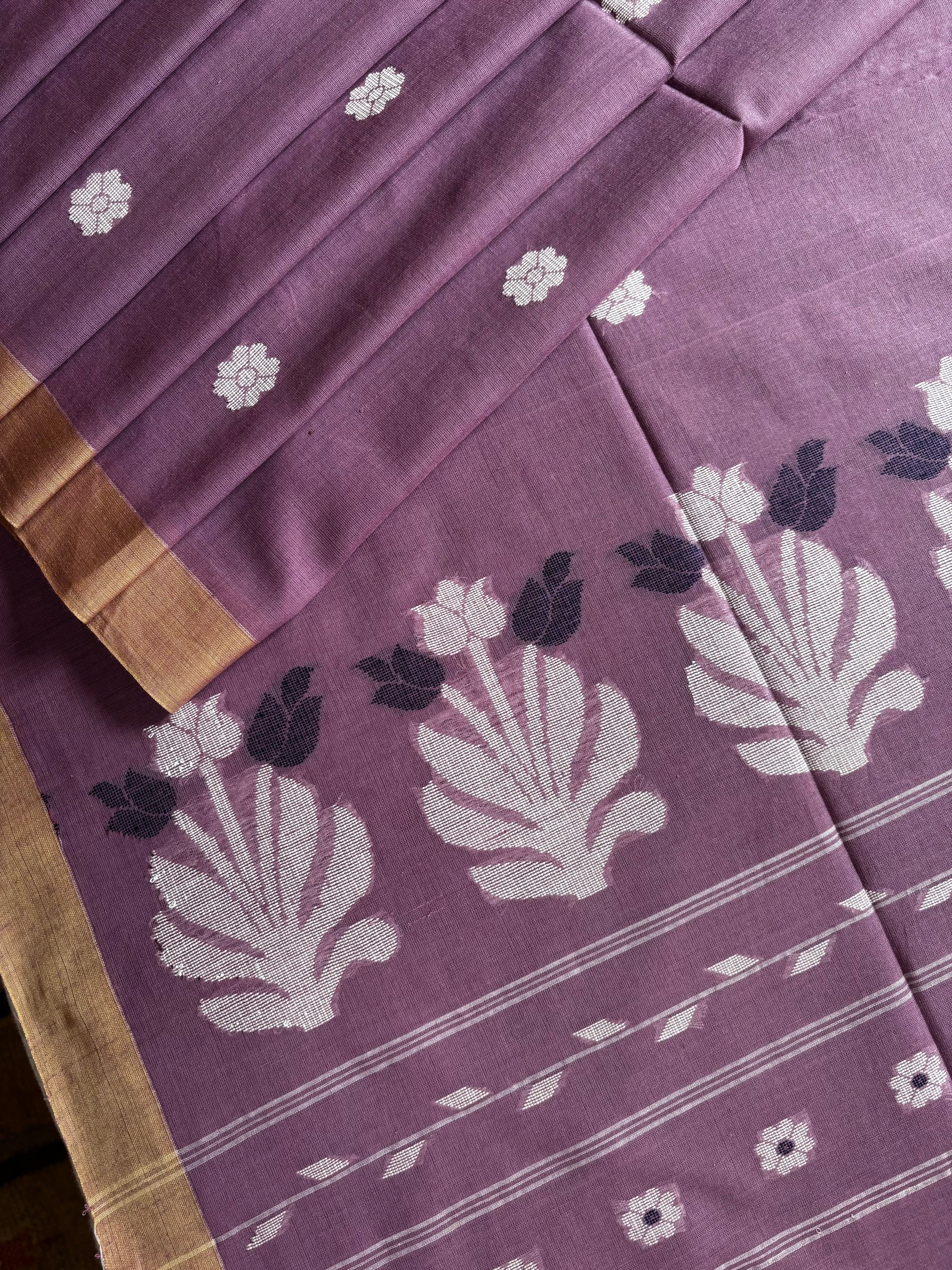 Handwoven Light Mauve Cotton Jamdani Saree