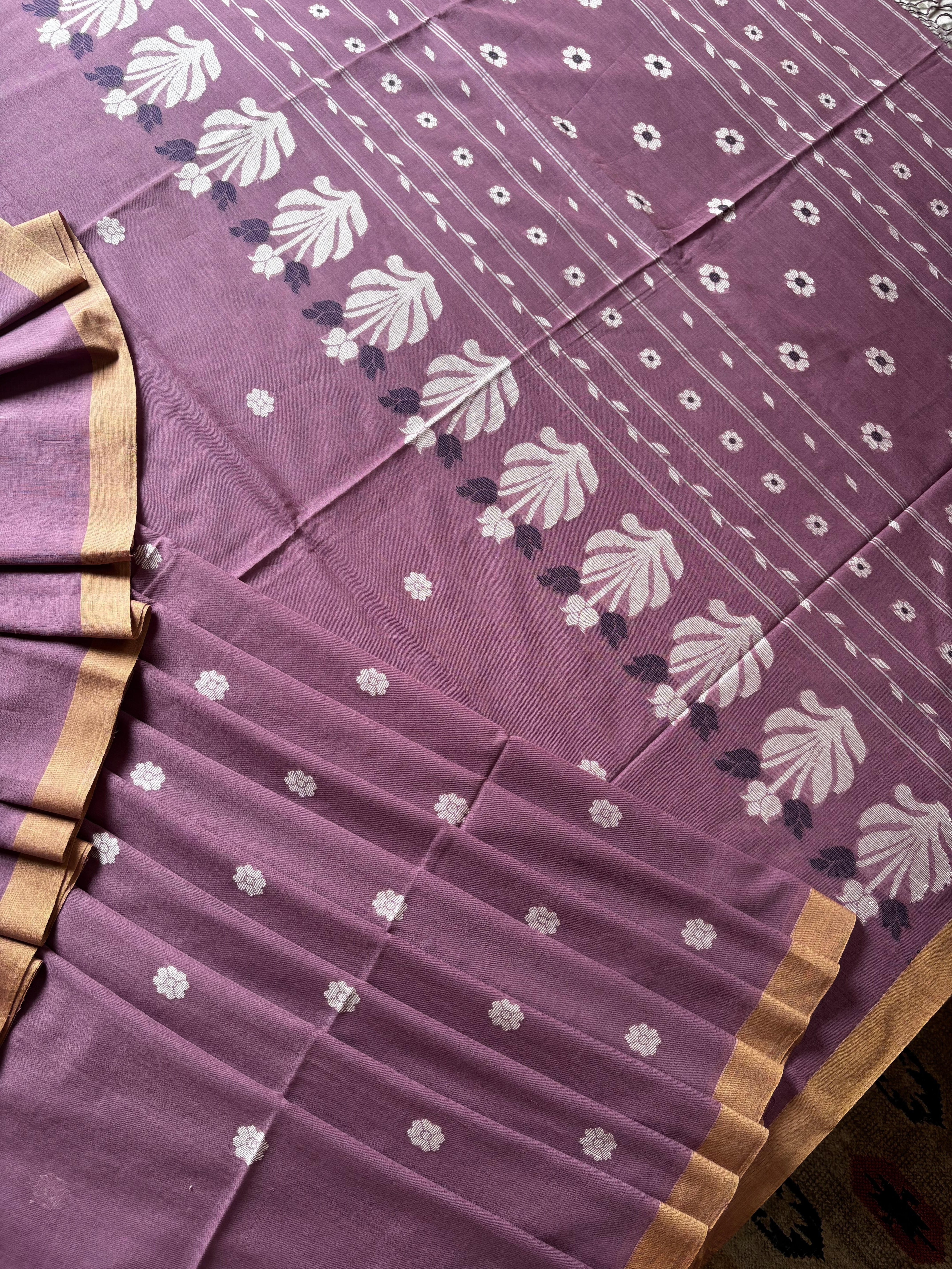 Handwoven Light Mauve Cotton Jamdani Saree