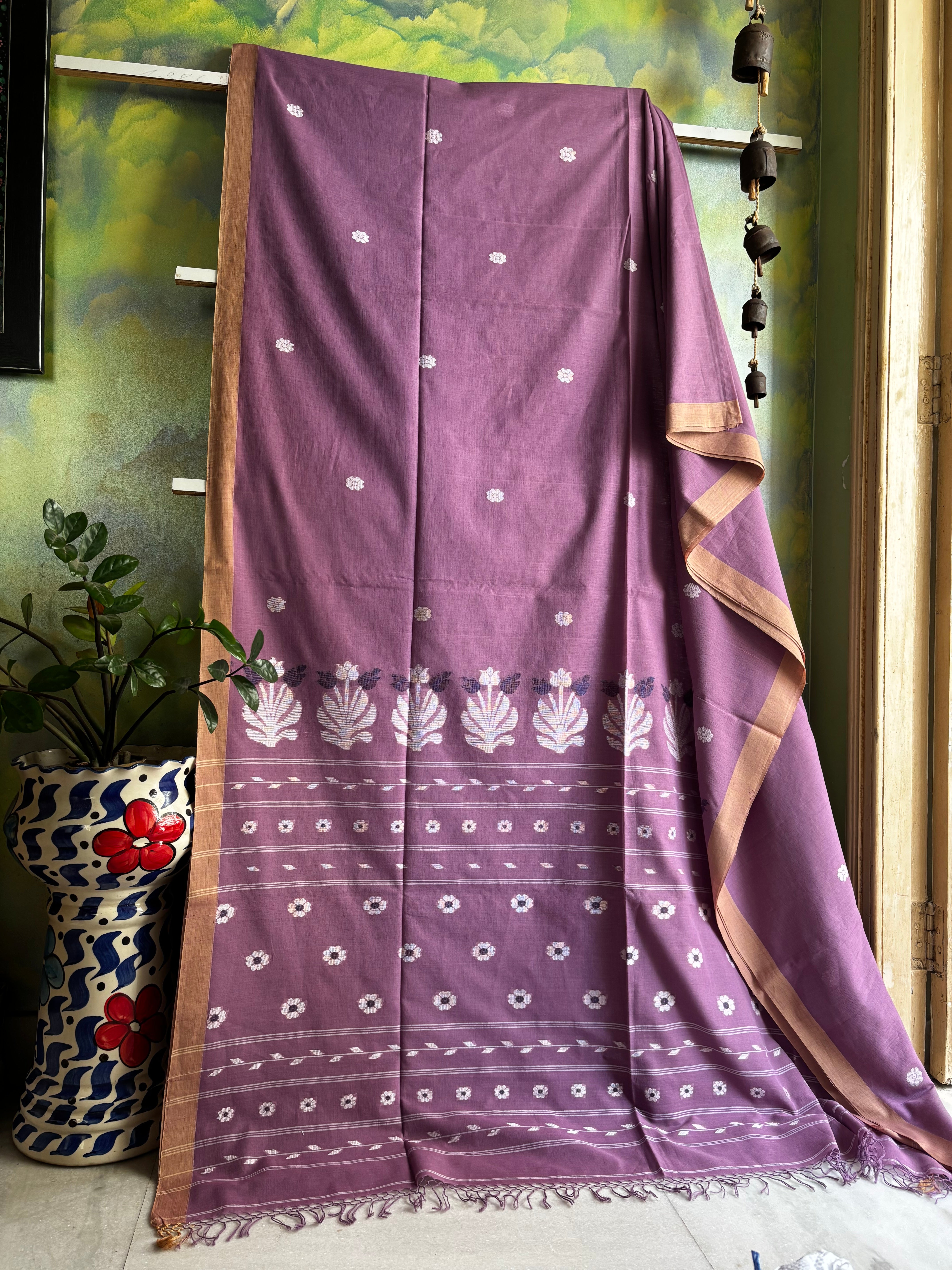 Handwoven Light Mauve Cotton Jamdani Saree
