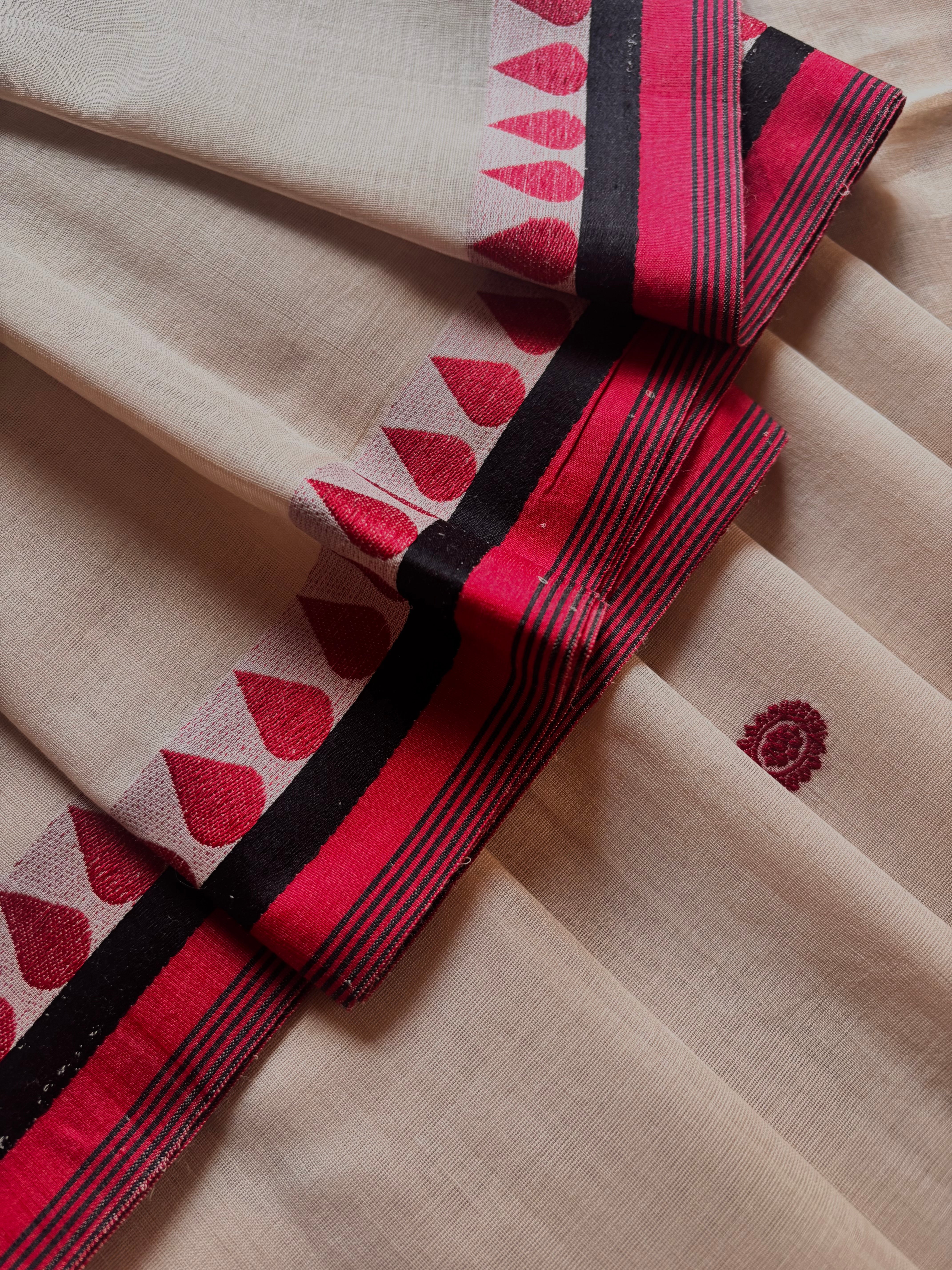 Handwoven Beige Colour Phulia Cotton Saree