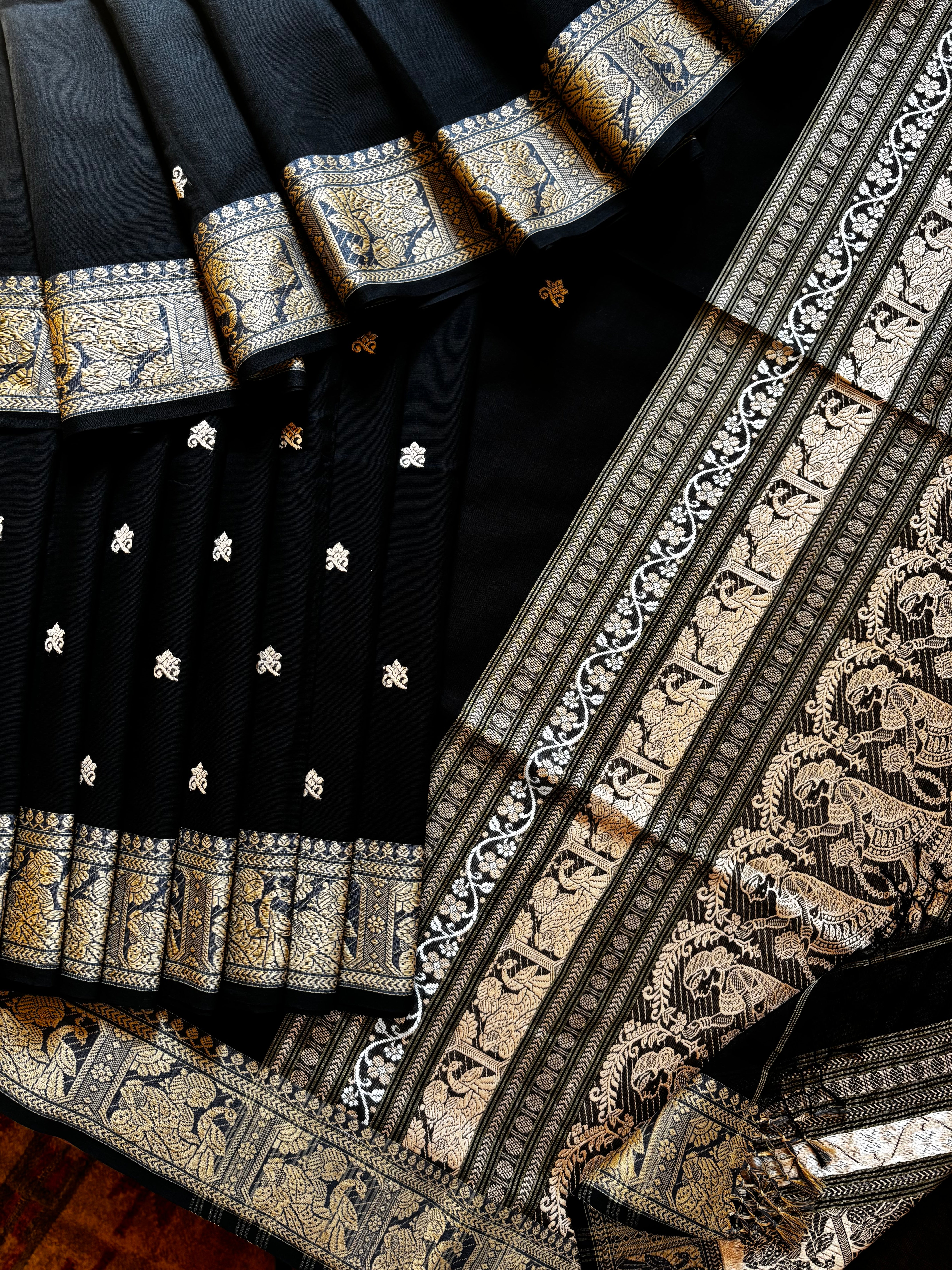 Handwoven Black Baluchari Cotton Saree