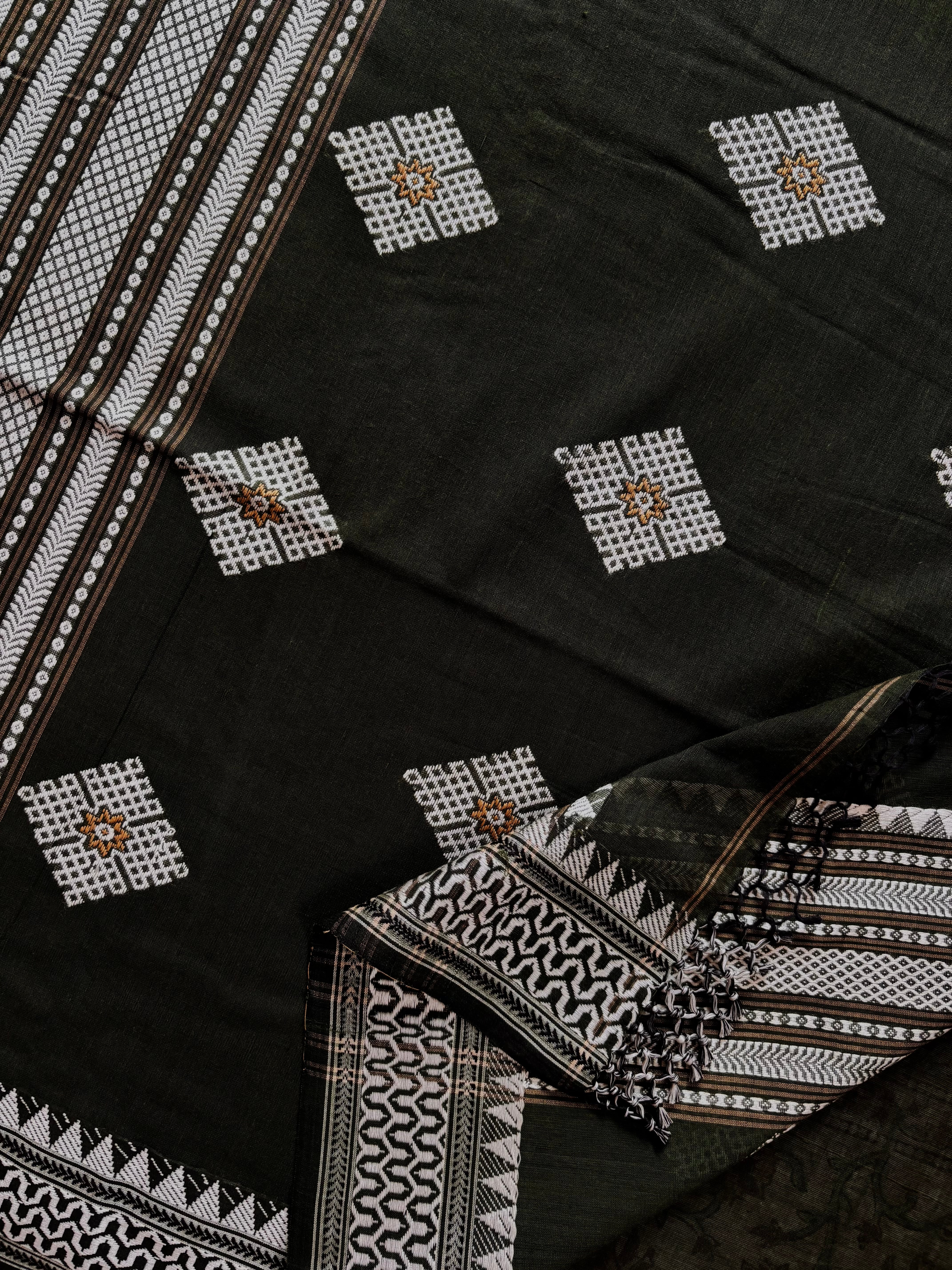 Handwoven Dark Bottle Green Phulia Cotton Saree