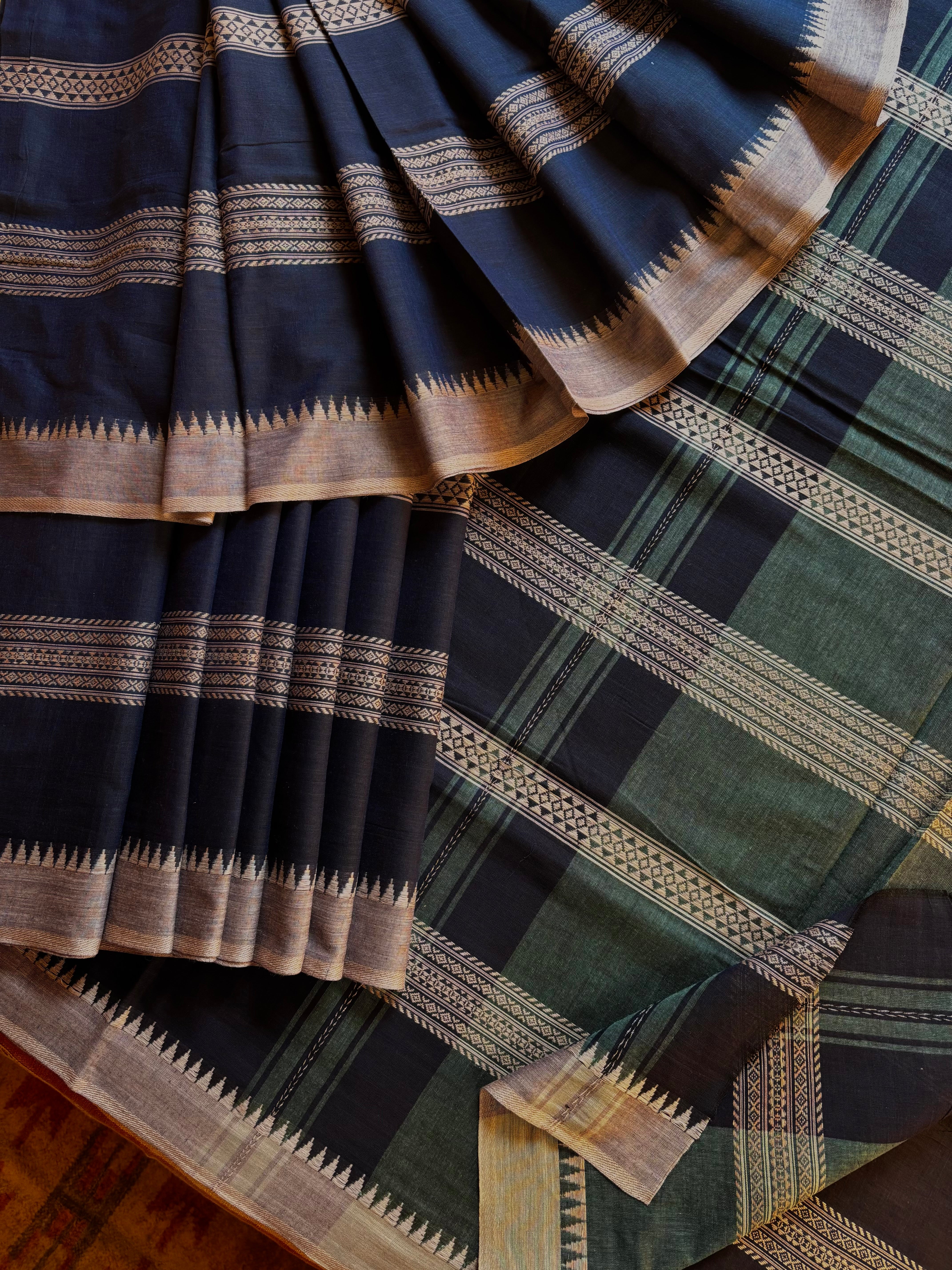 Handwoven Navy Blue Colour Dhonekhali Cotton Saree