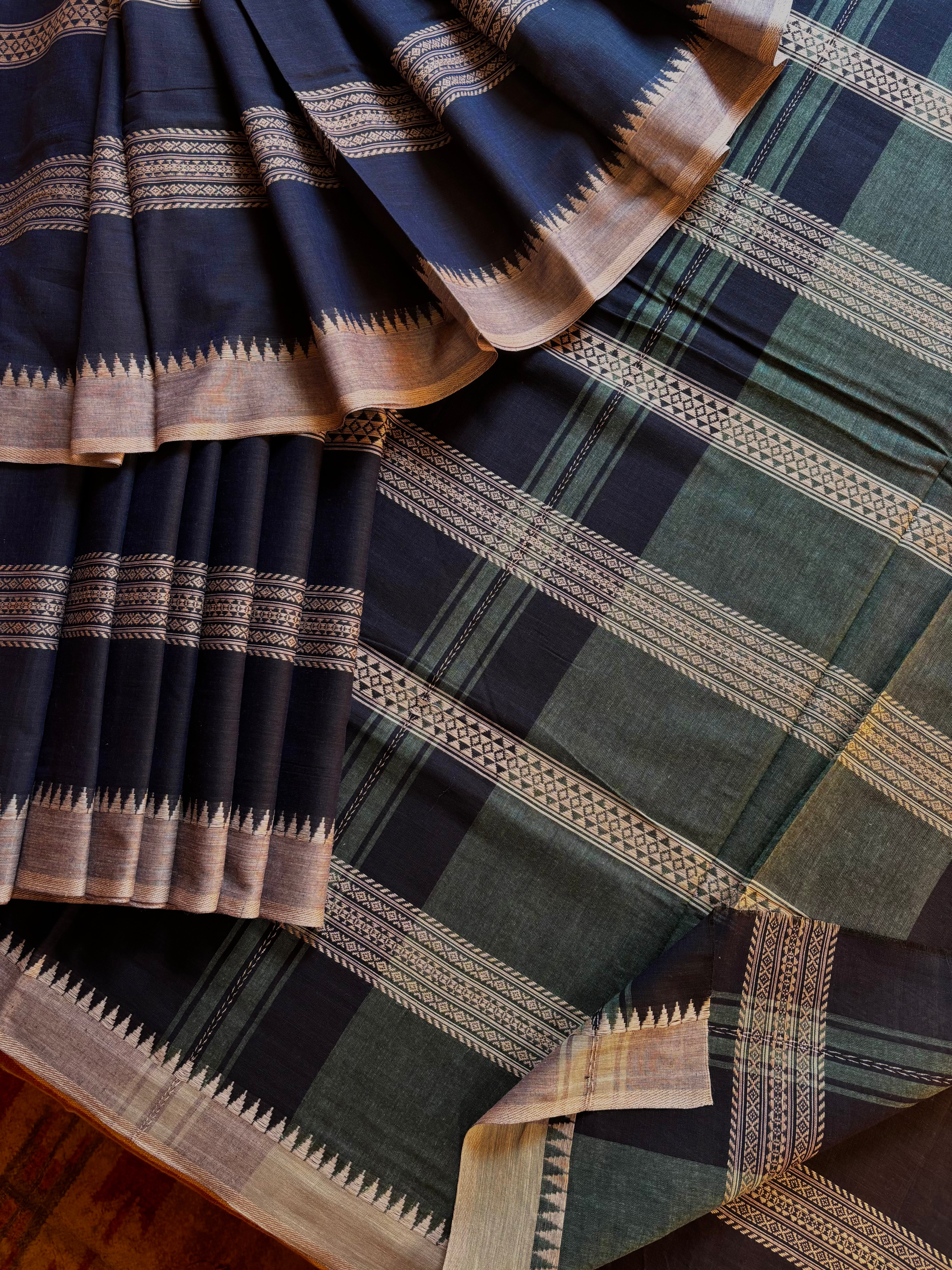 Handwoven Navy Blue Colour Dhonekhali Cotton Saree