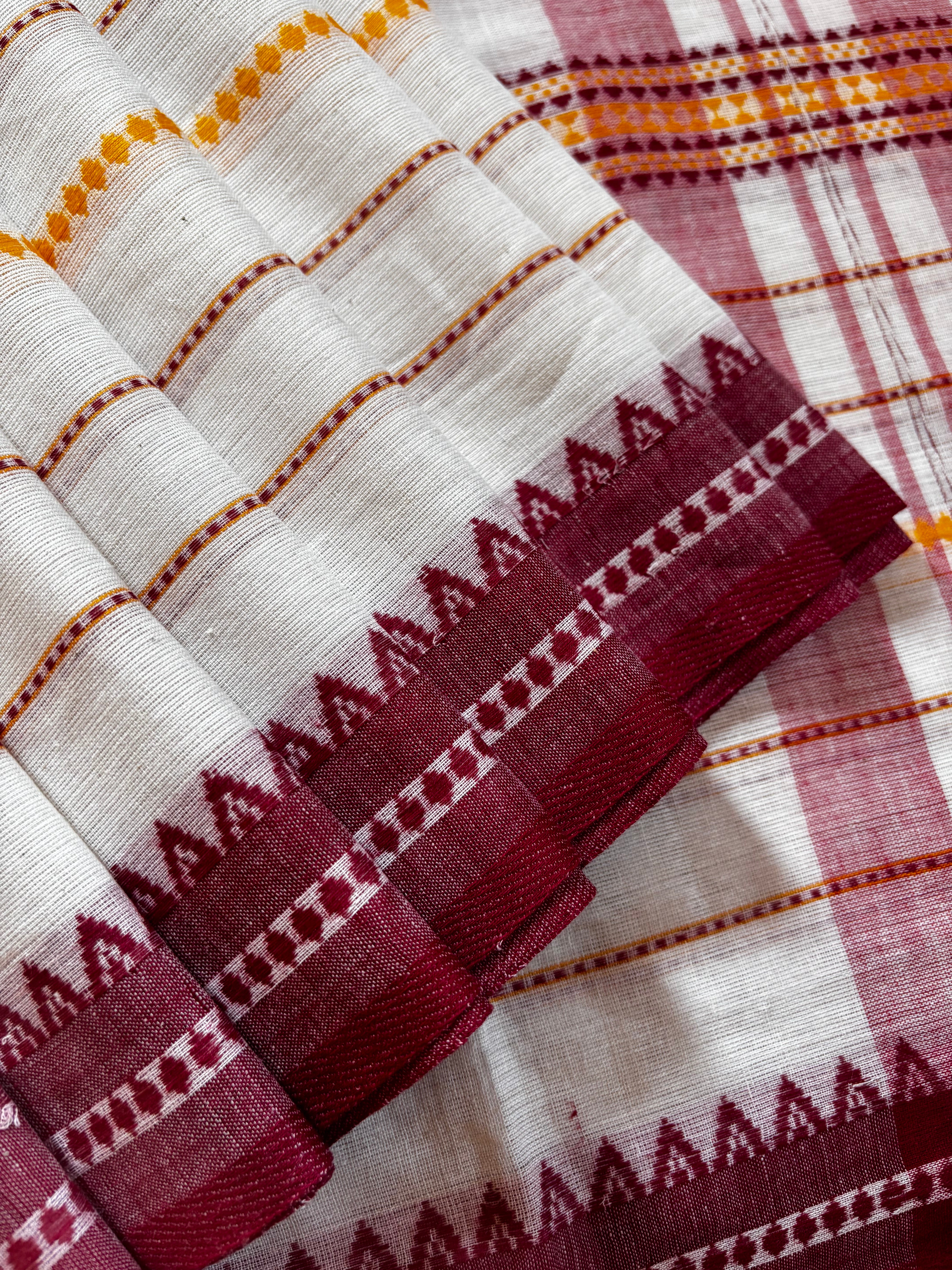 Handwoven White Maroon Dhonekhali Cotton Saree
